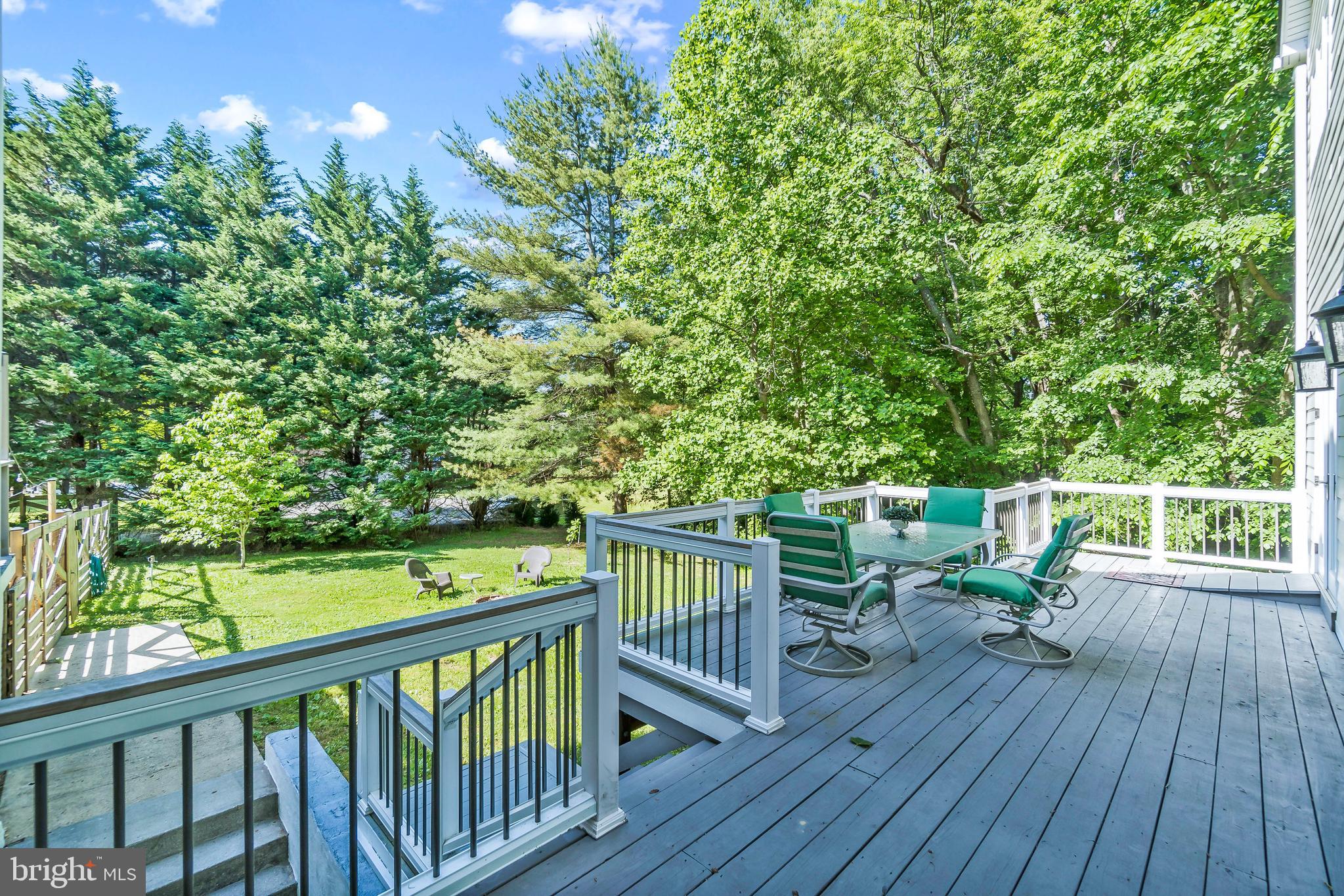 QUEEN ANNE ESTATES - Residential