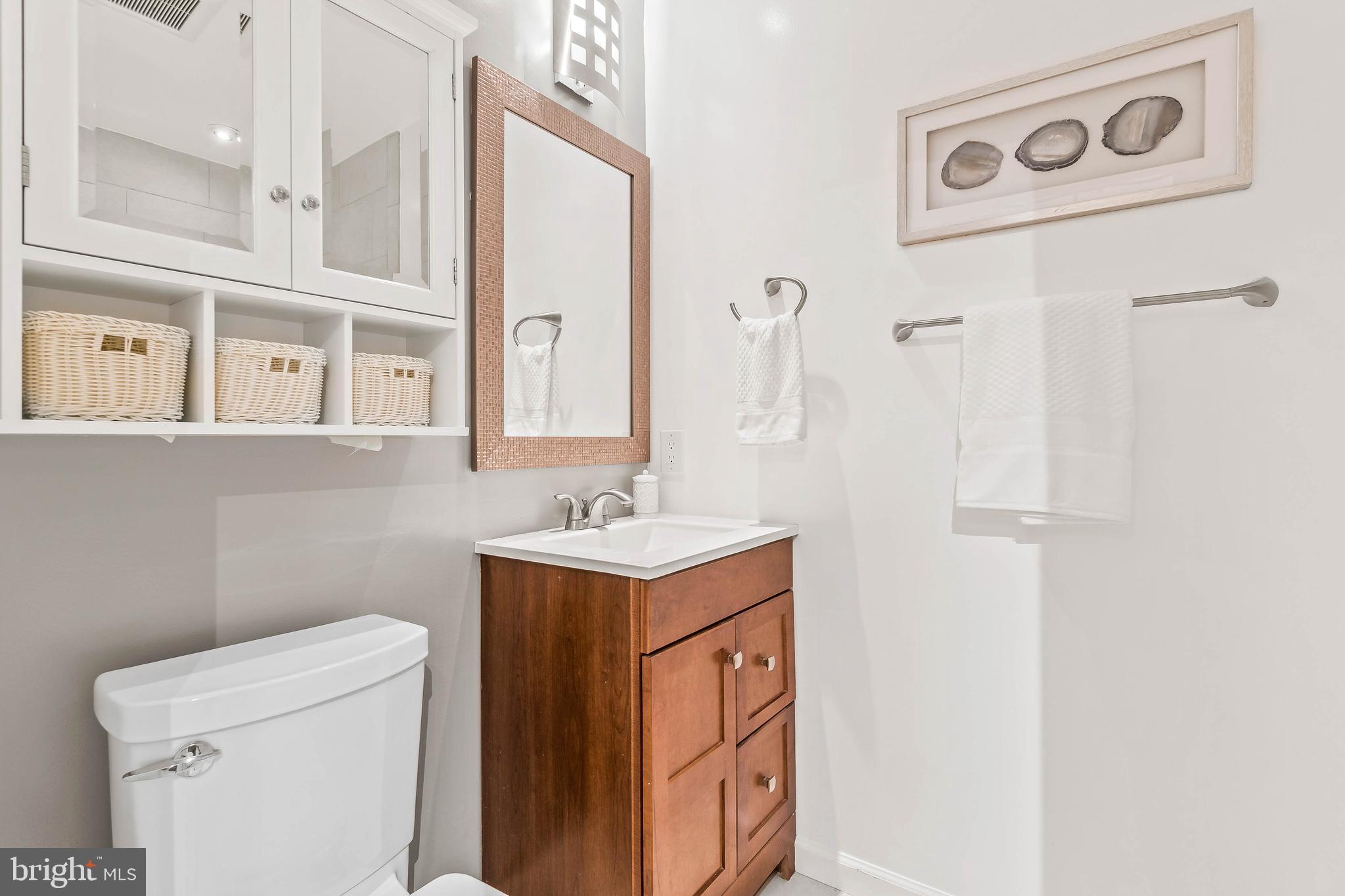 QUEEN ANNE ESTATES - Residential