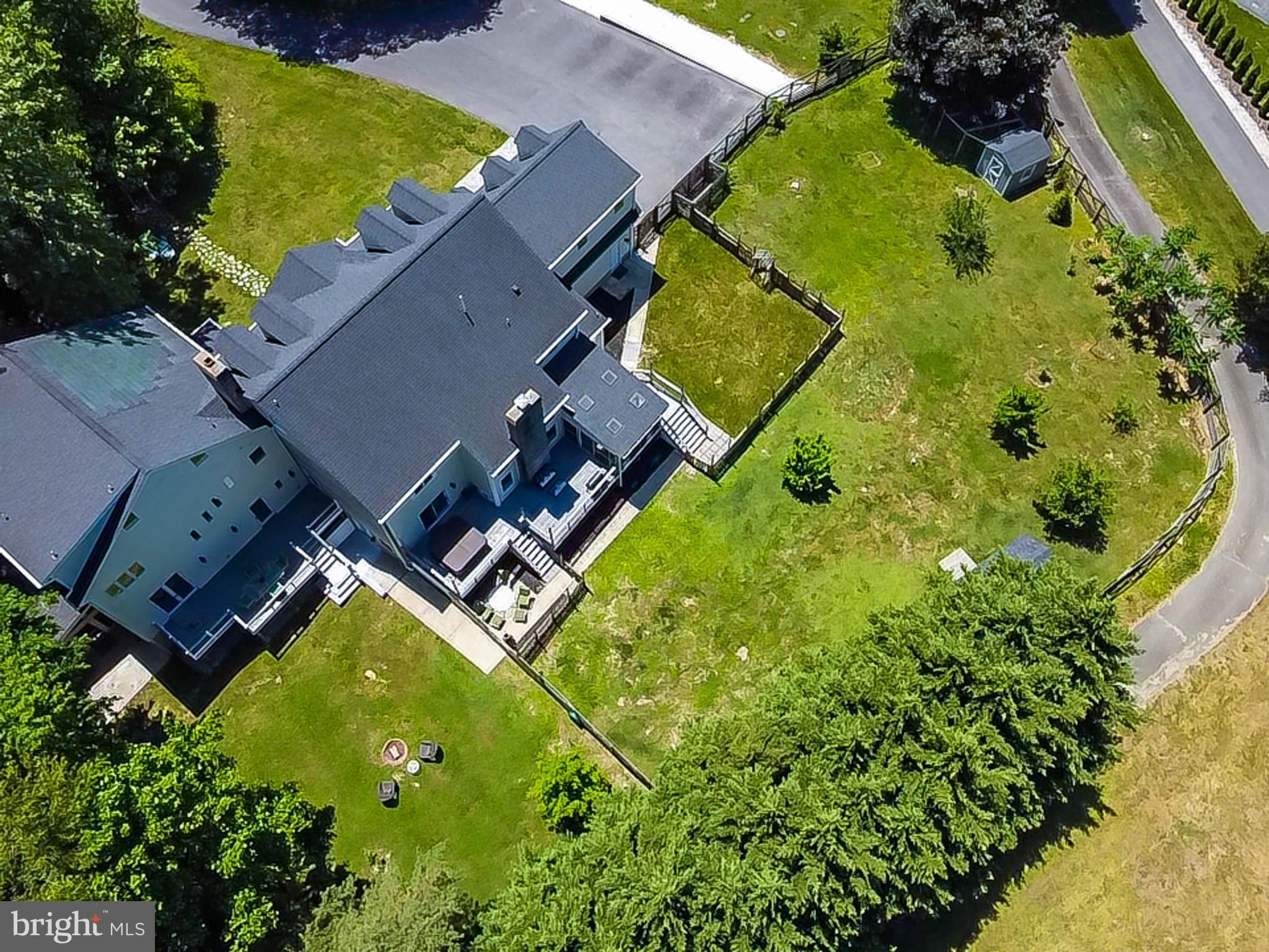 QUEEN ANNE ESTATES - Residential