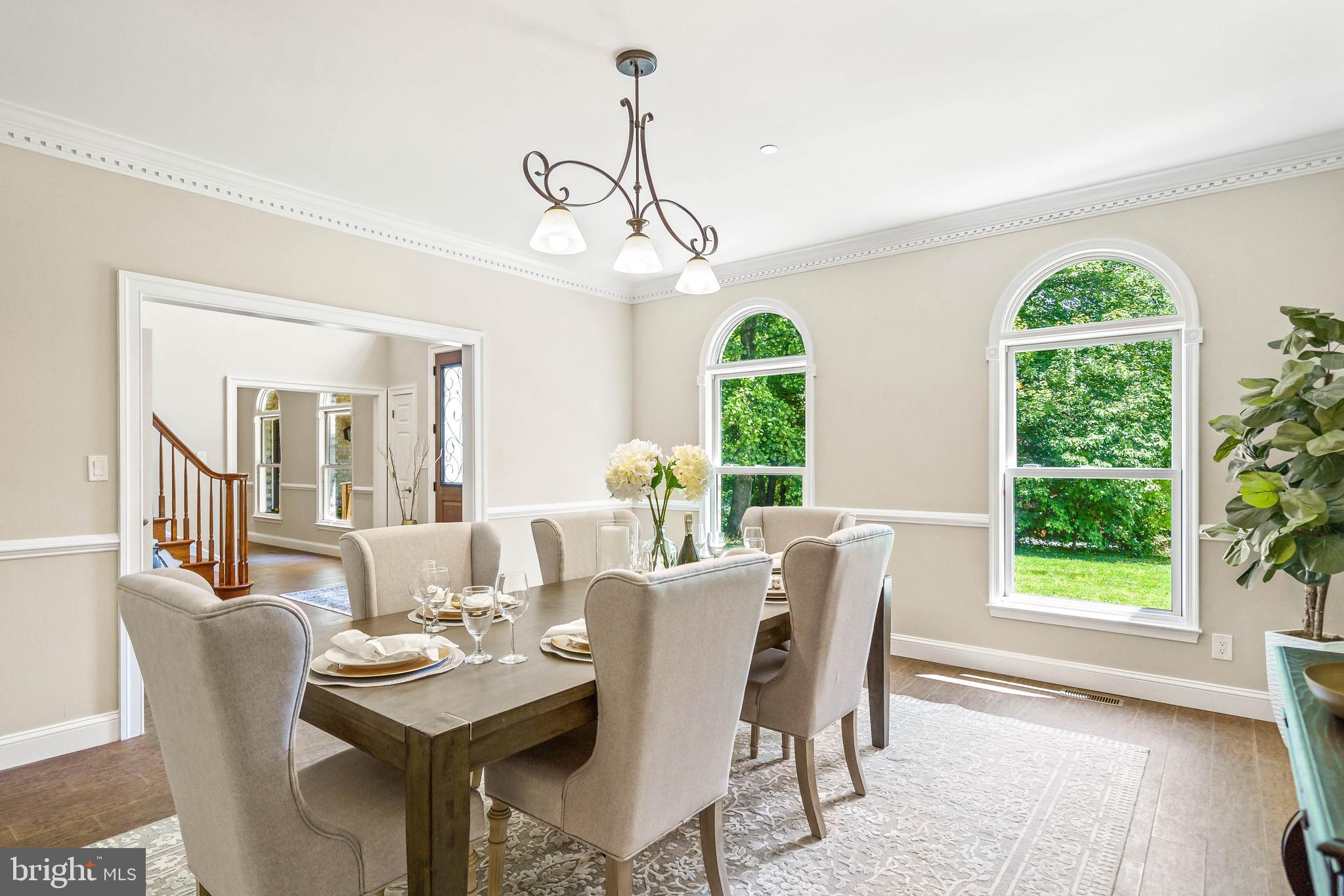 QUEEN ANNE ESTATES - Residential