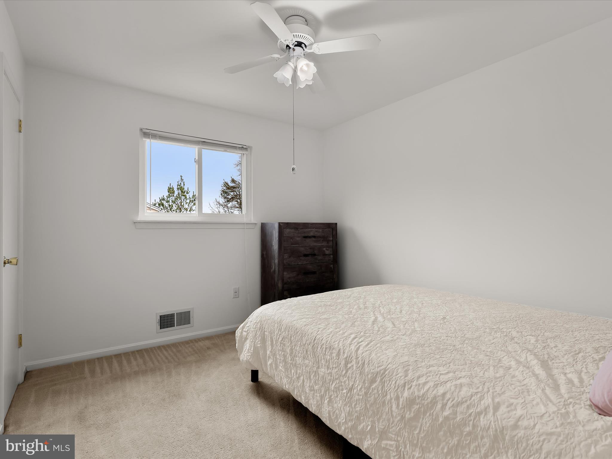 BEDFORD - Residential