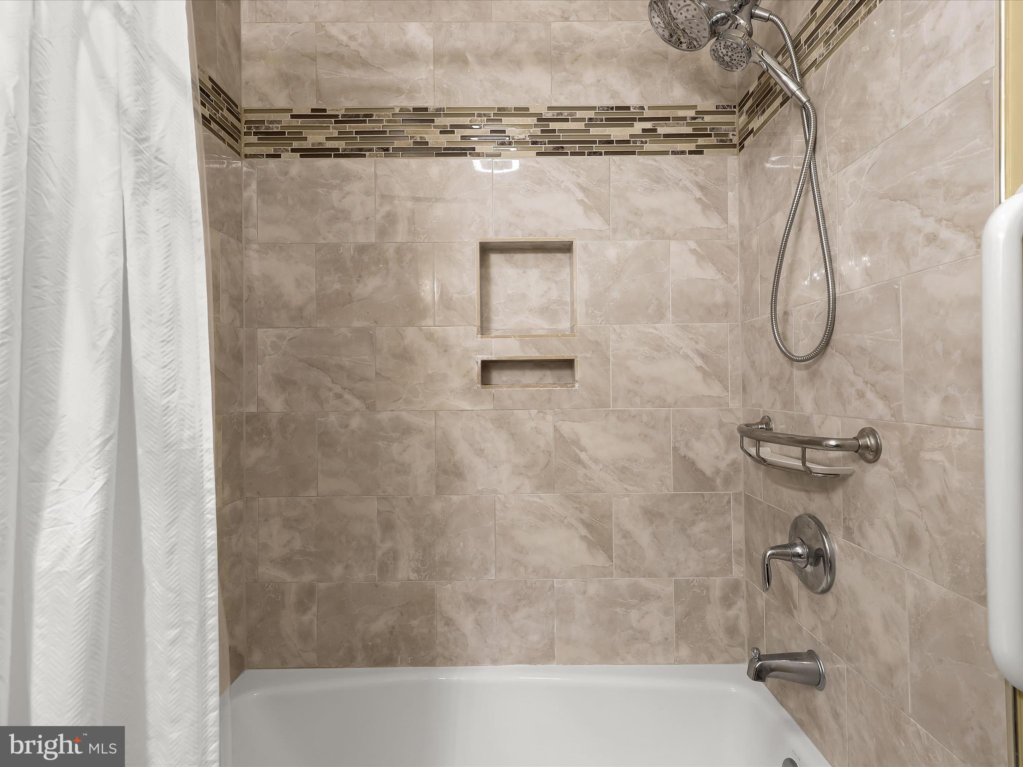 BEDFORD - Residential