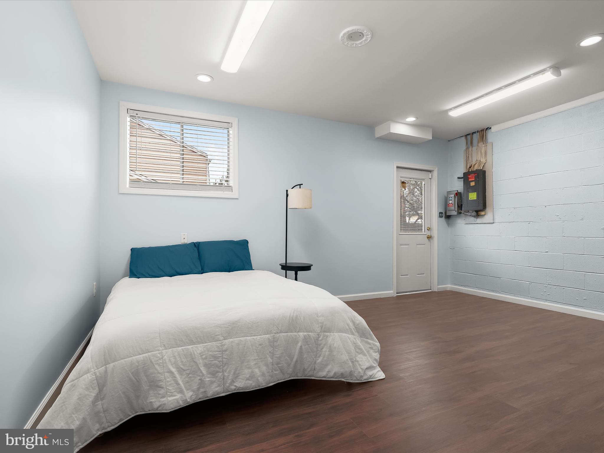 BEDFORD - Residential