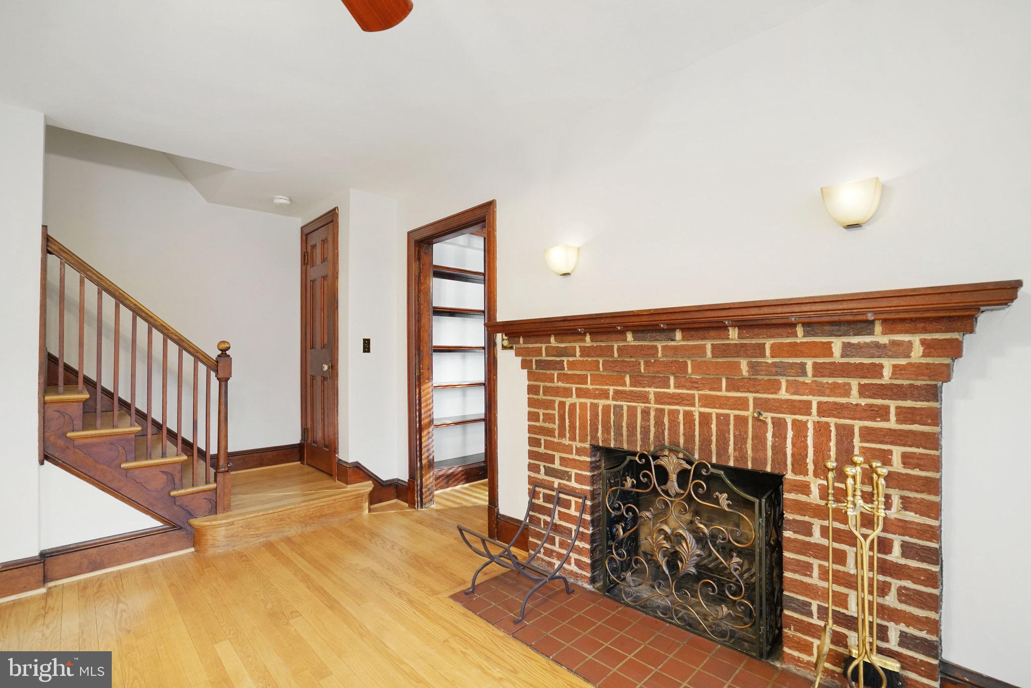 NORTH BARCROFT - Residential Lease