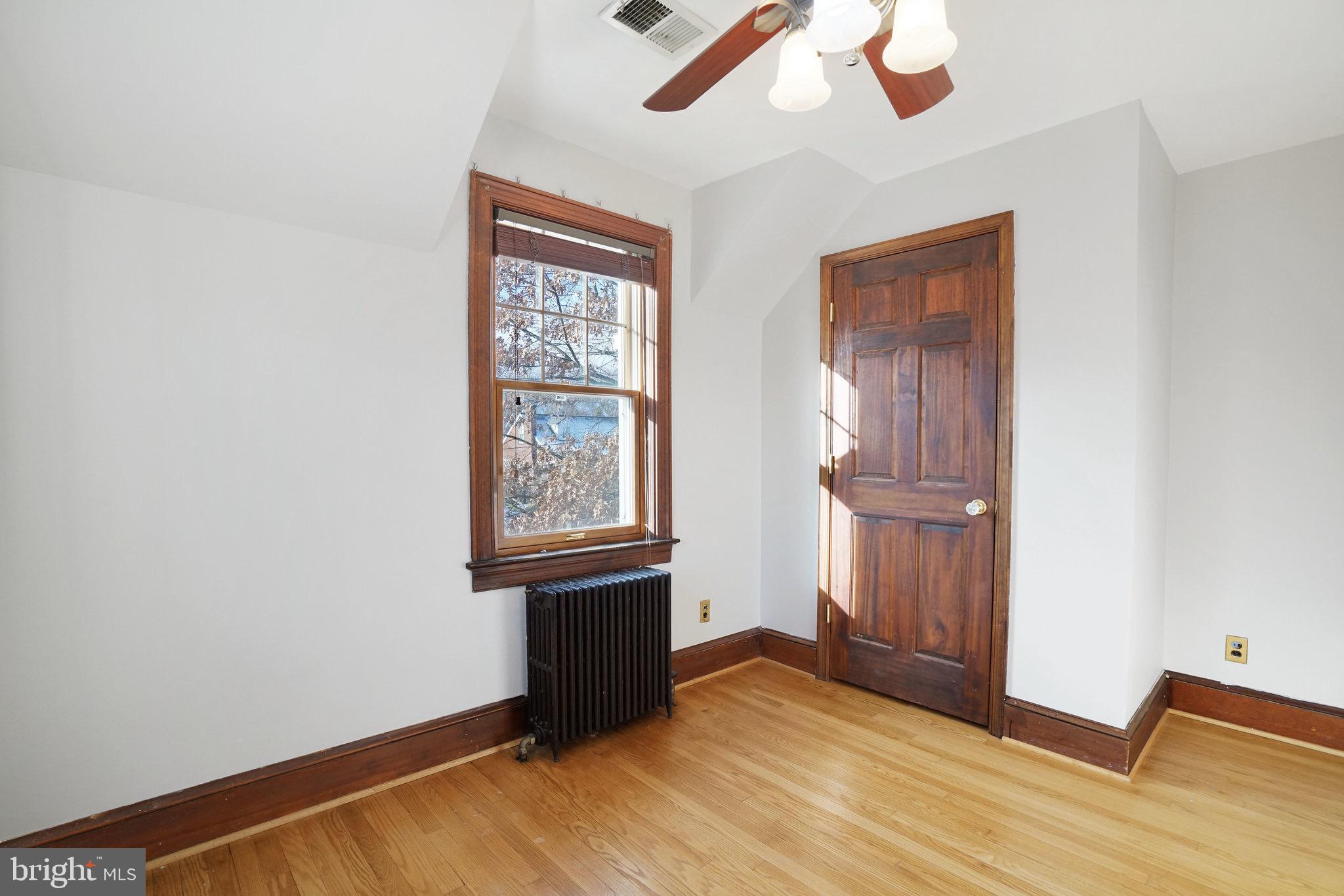 NORTH BARCROFT - Residential Lease