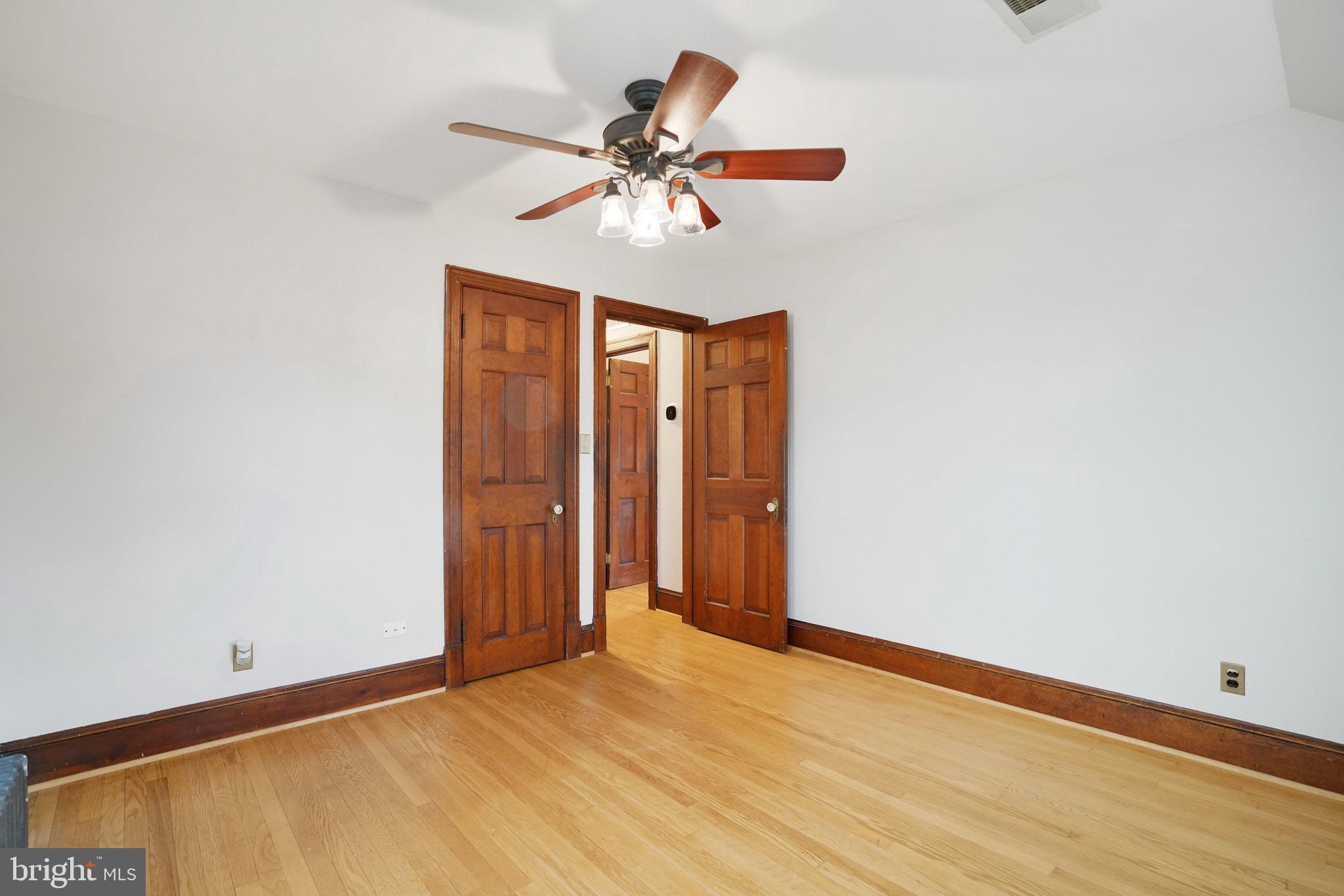 NORTH BARCROFT - Residential Lease