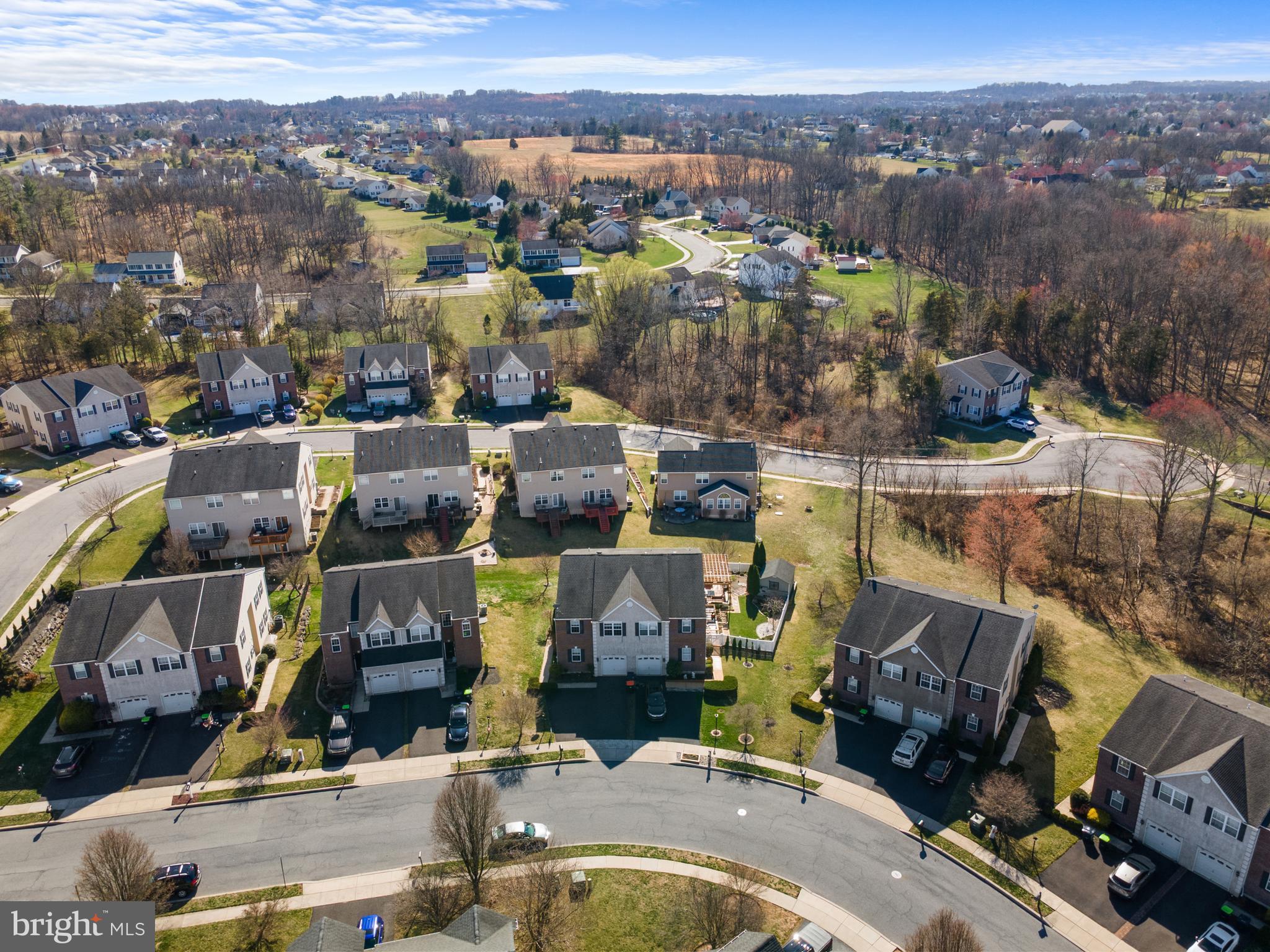 HAWTHORNE ESTATES - Residential