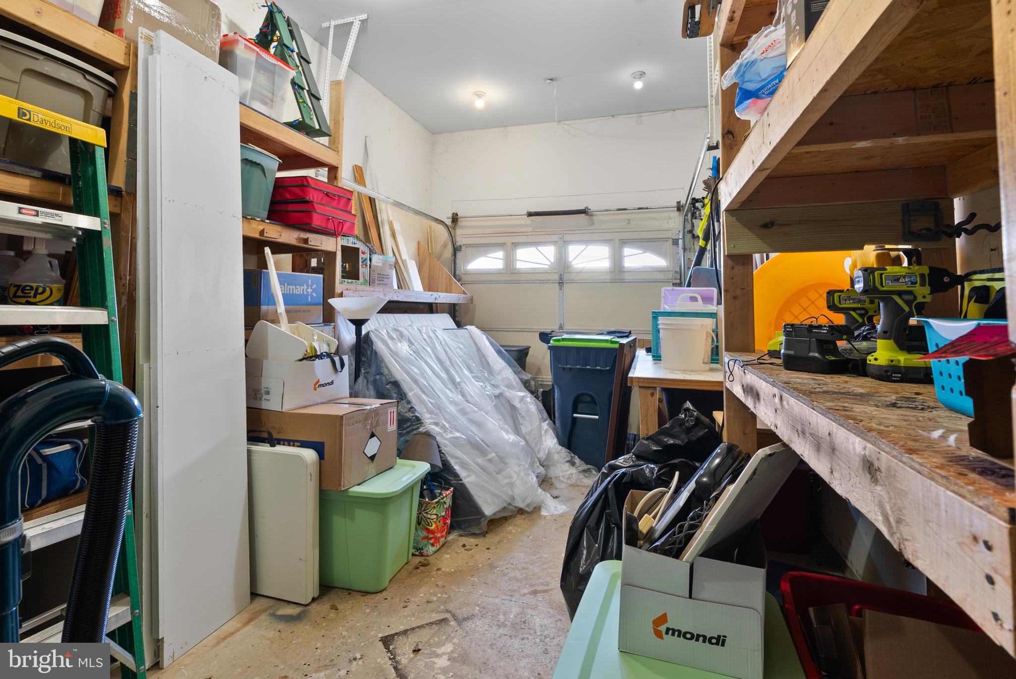 HAWTHORNE ESTATES - Residential