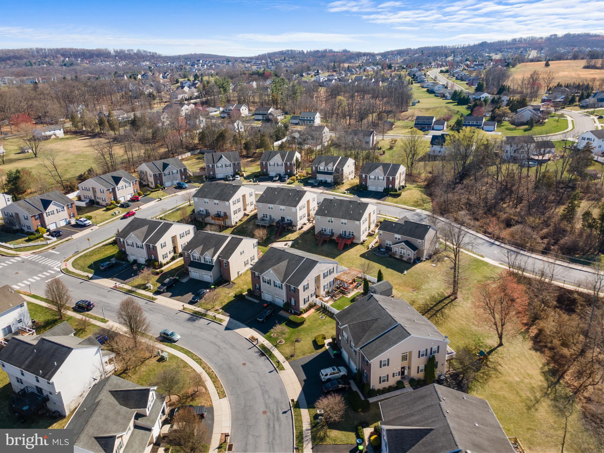 HAWTHORNE ESTATES - Residential