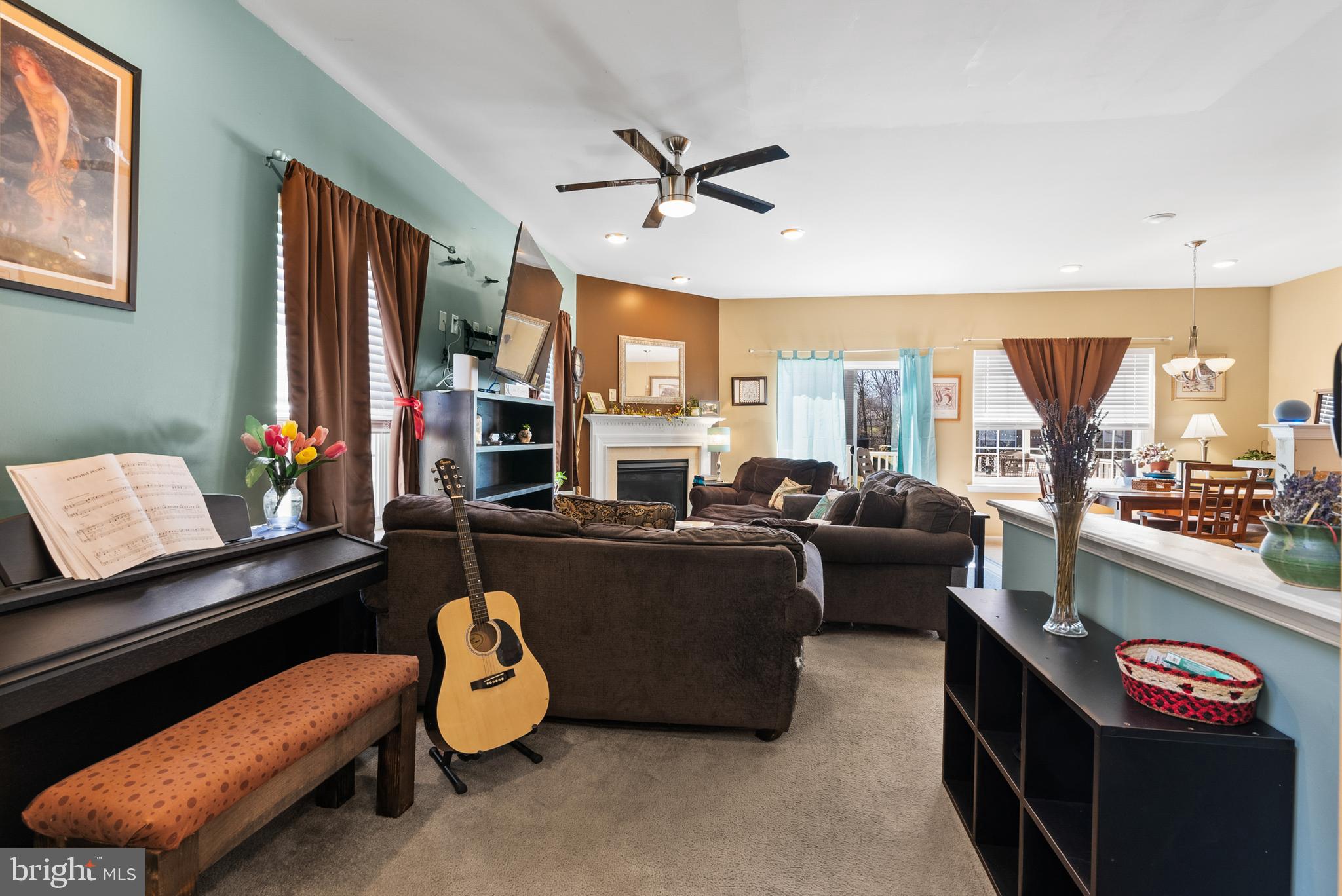 HAWTHORNE ESTATES - Residential