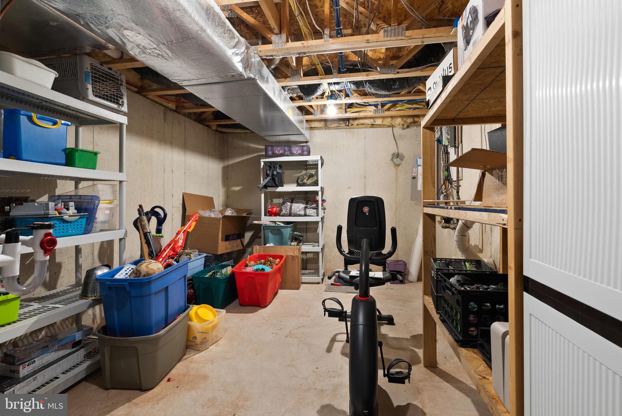 HAWTHORNE ESTATES - Residential