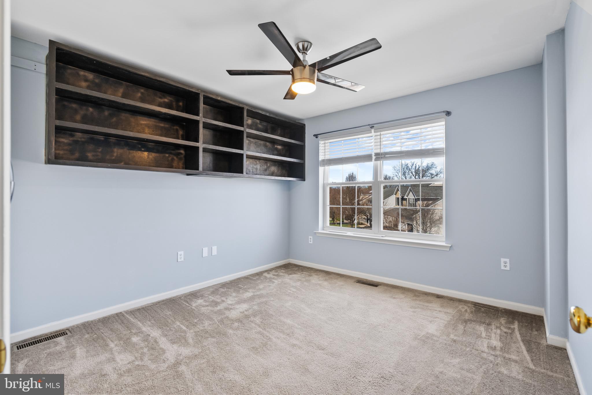 HAWTHORNE ESTATES - Residential