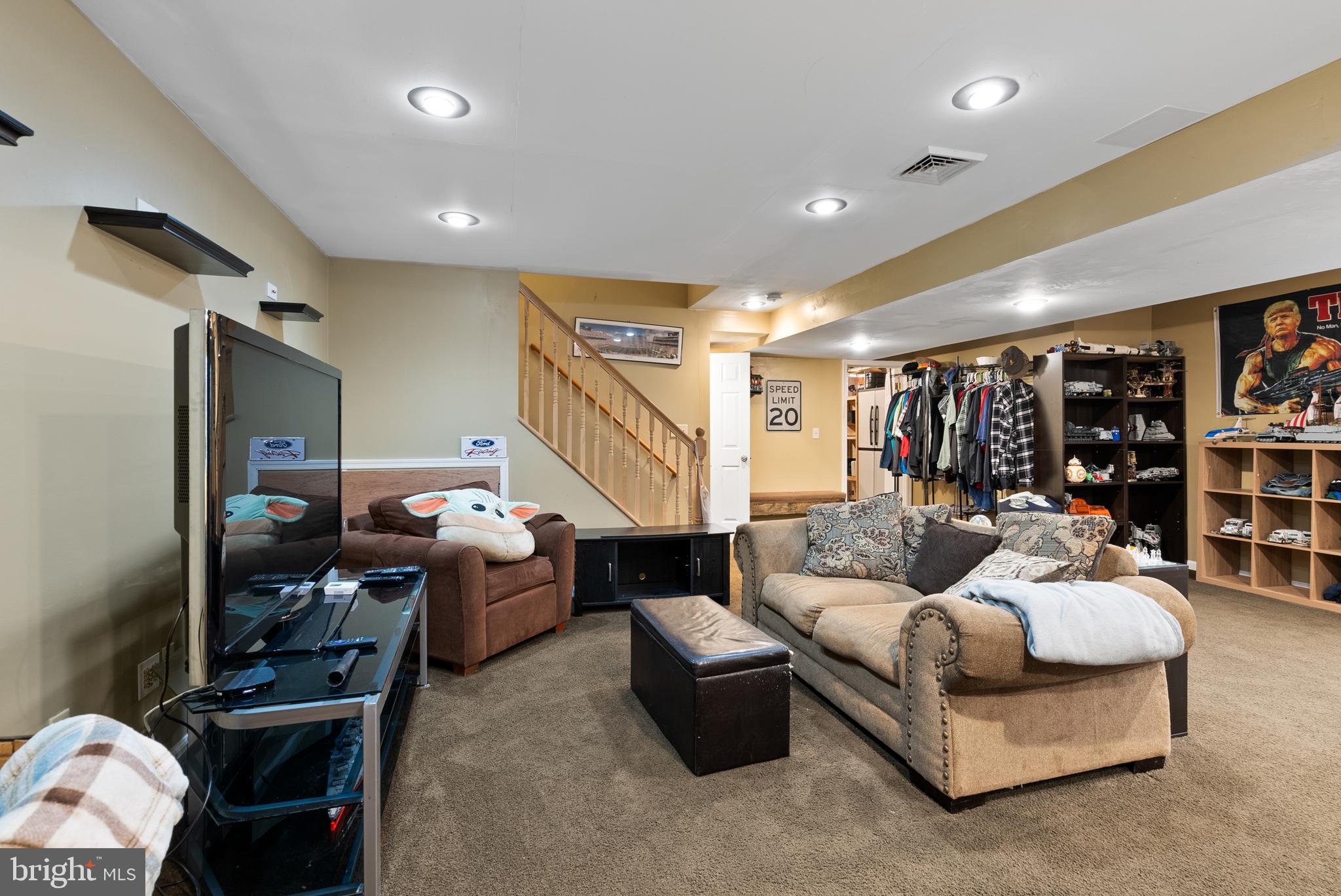 HAWTHORNE ESTATES - Residential