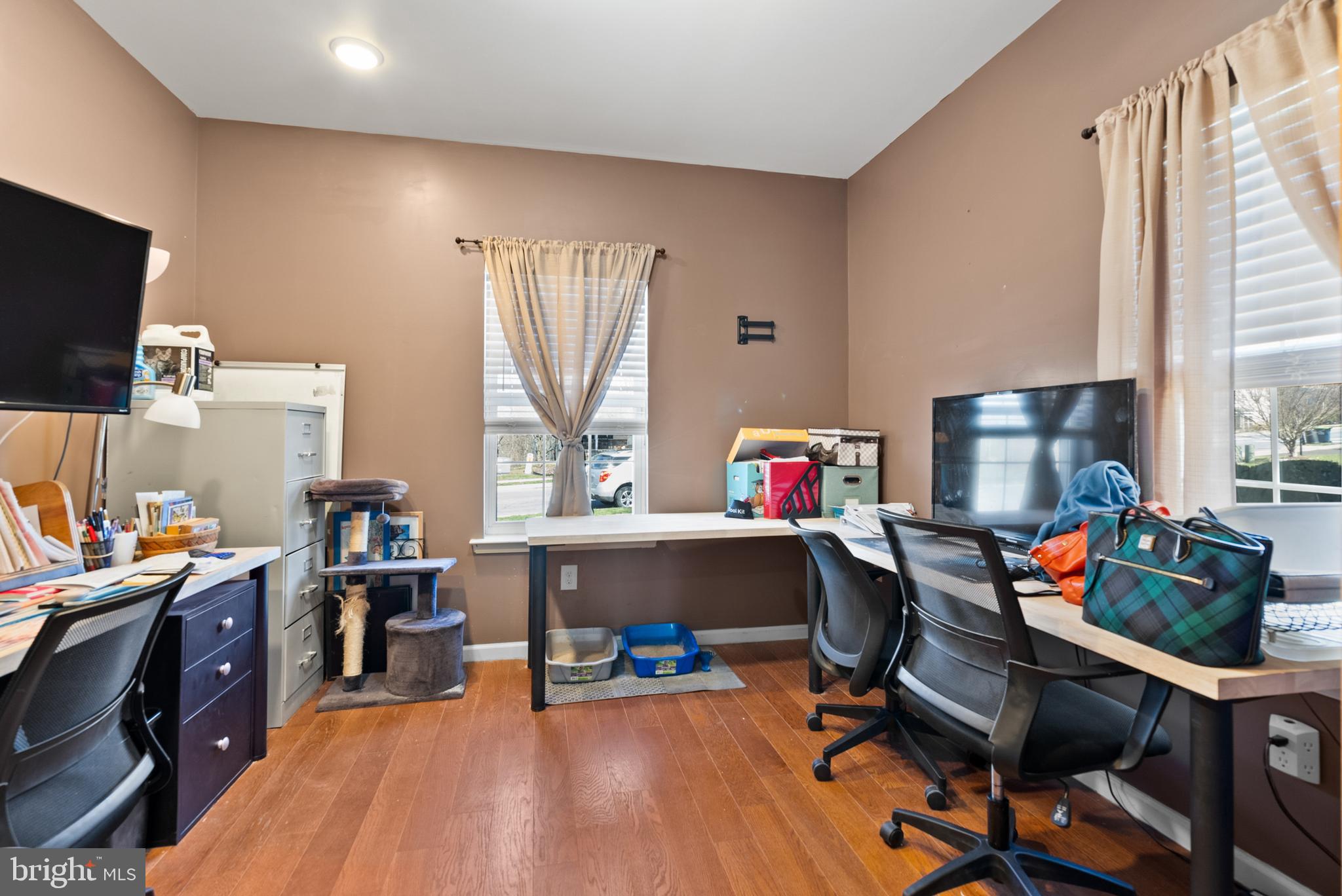 HAWTHORNE ESTATES - Residential