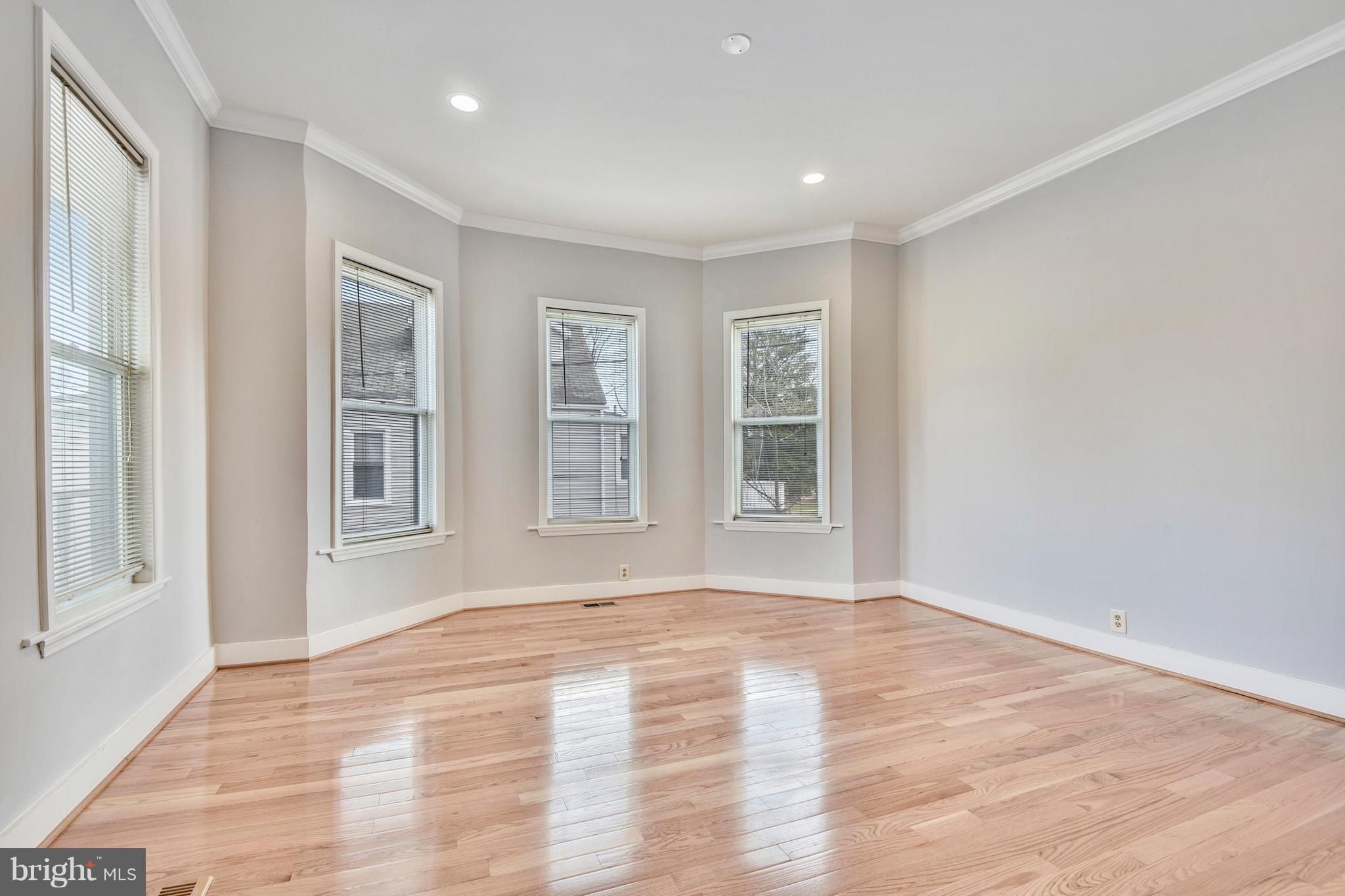 FOREST PARK - Residential