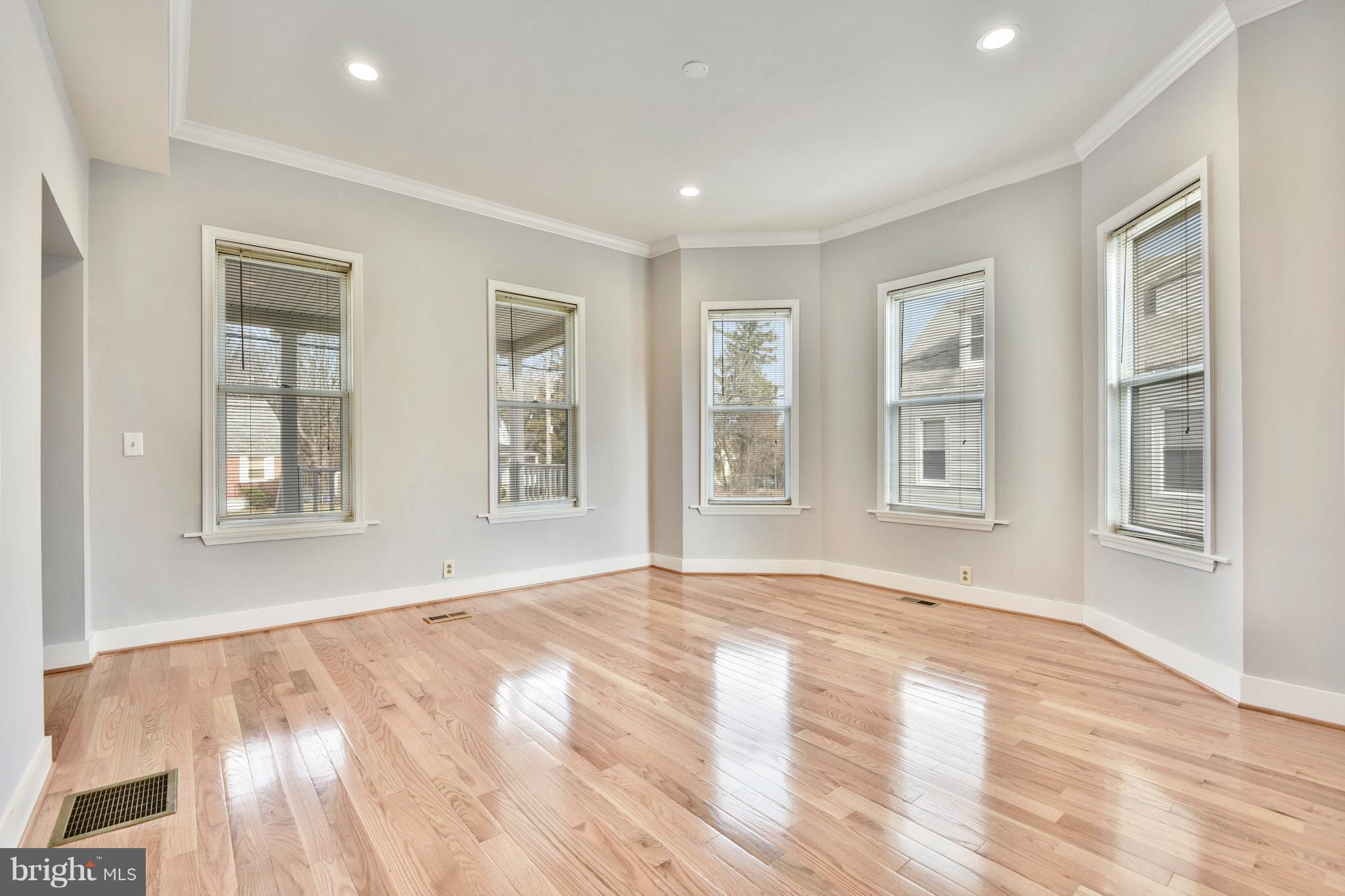 FOREST PARK - Residential