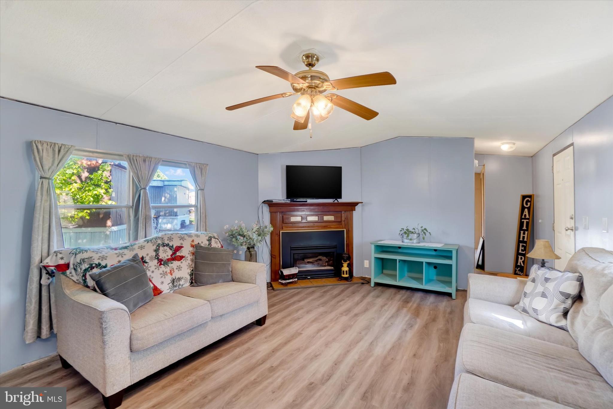 REGENT ACRES - Residential