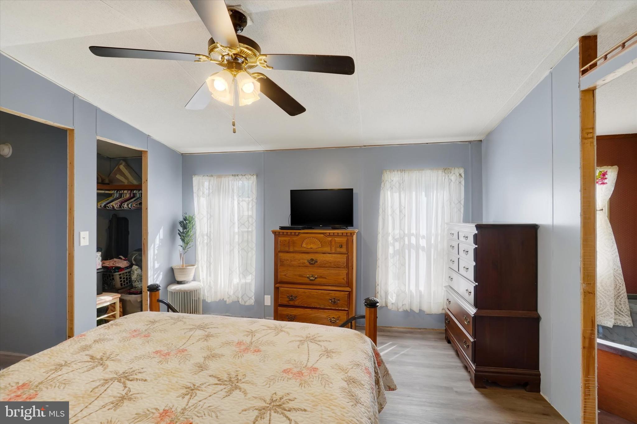 REGENT ACRES - Residential