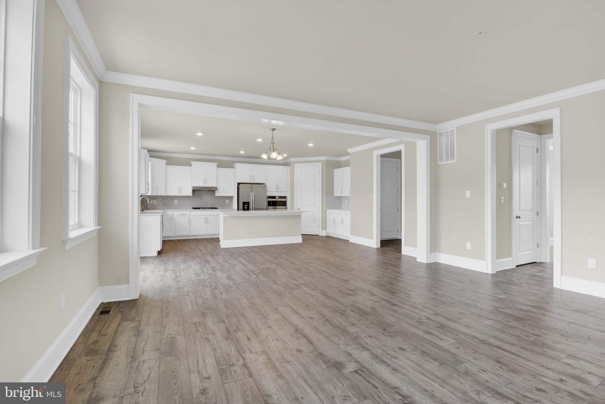 STONEGATE - Residential