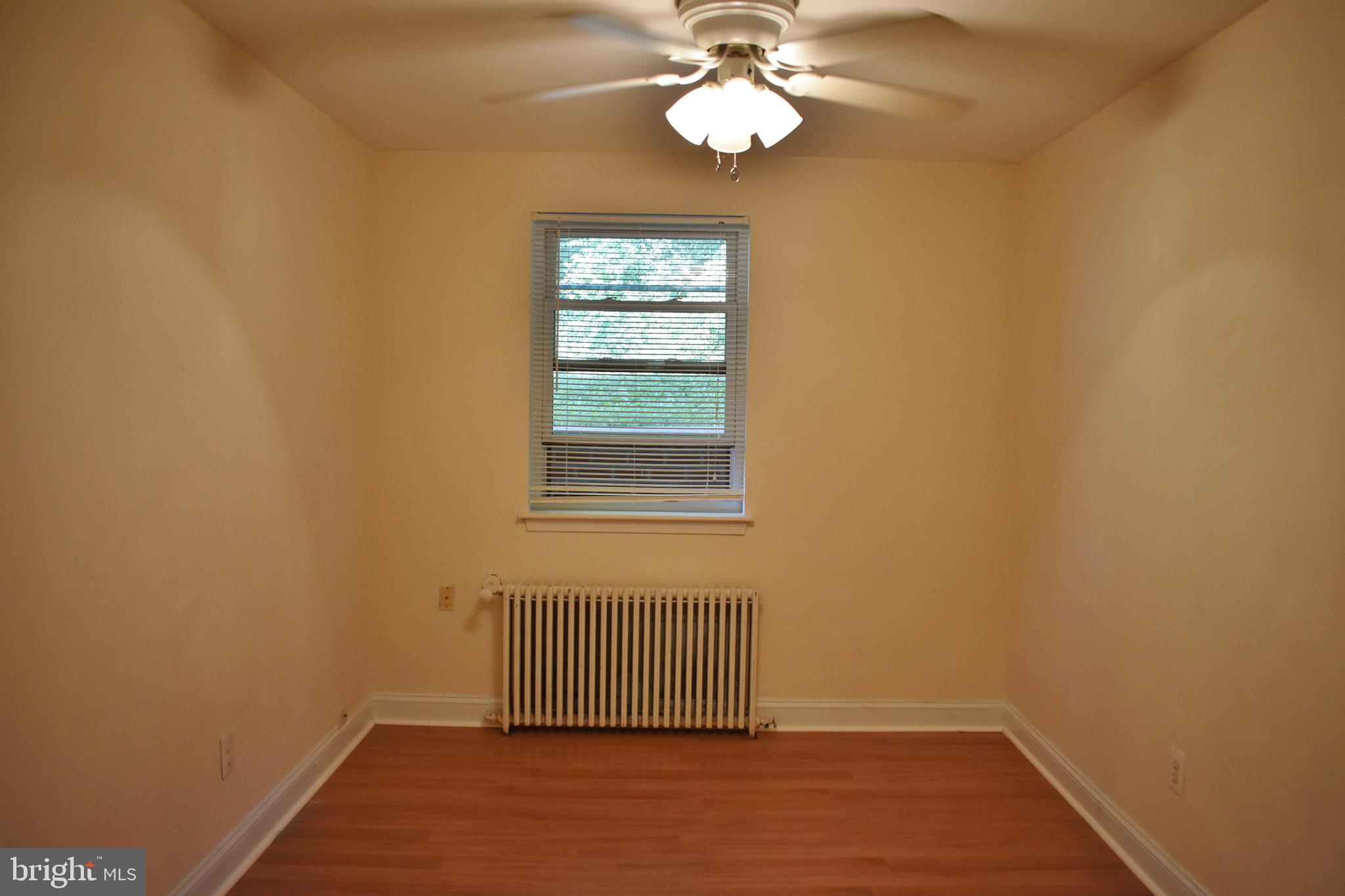 FOREST HILLS - Residential Lease