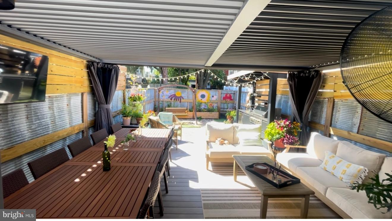 350 E CHESTNUT STREET