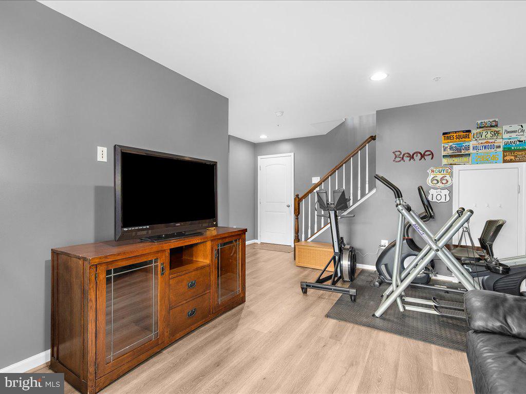 CANTERBURY VILLAGE - Residential