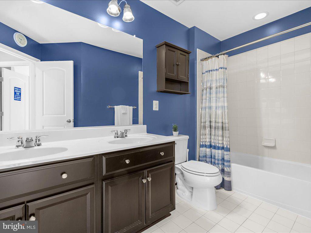 CANTERBURY VILLAGE - Residential