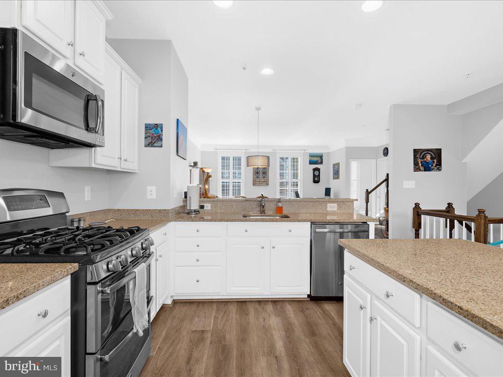 CANTERBURY VILLAGE - Residential