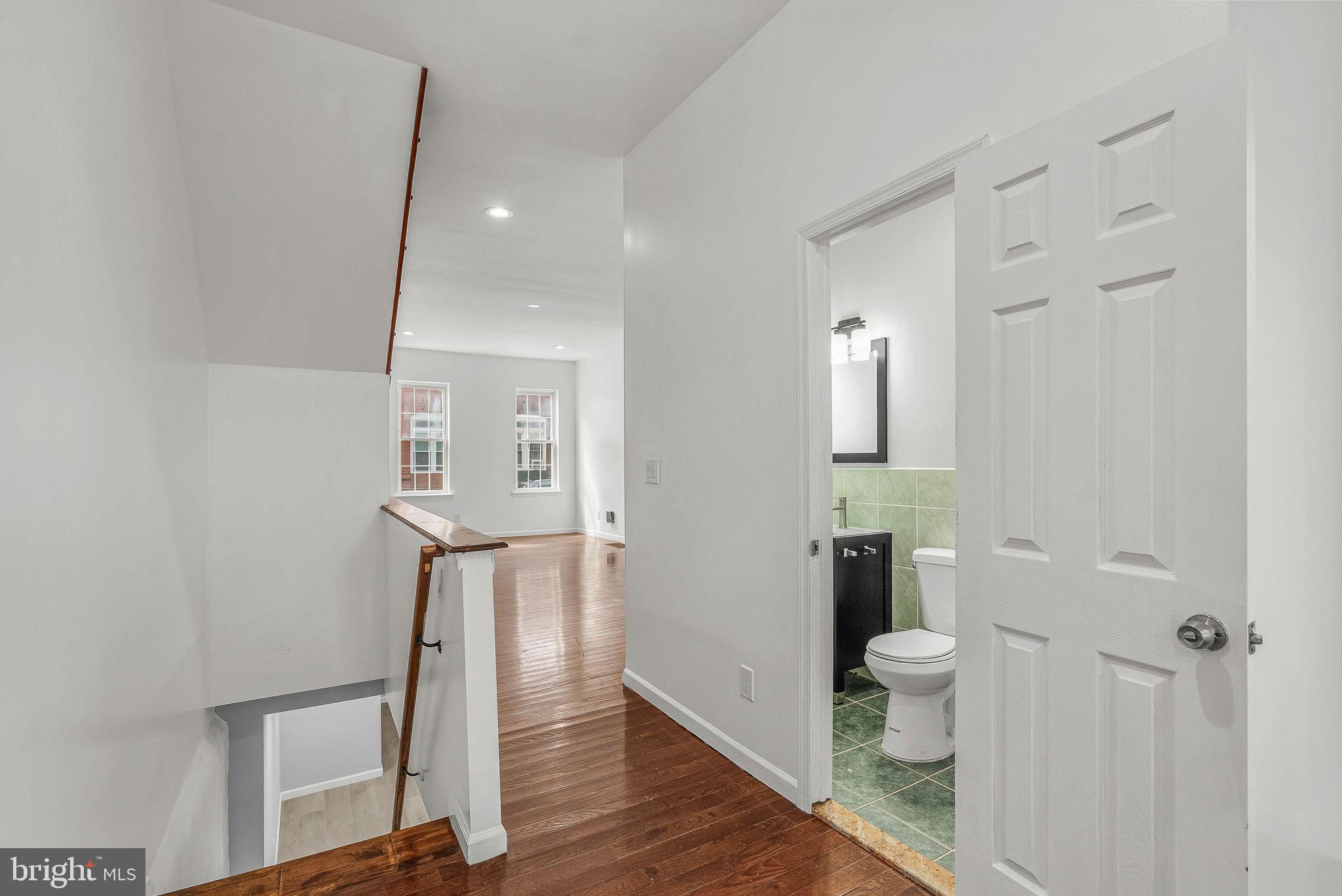 POINT BREEZE - Residential
