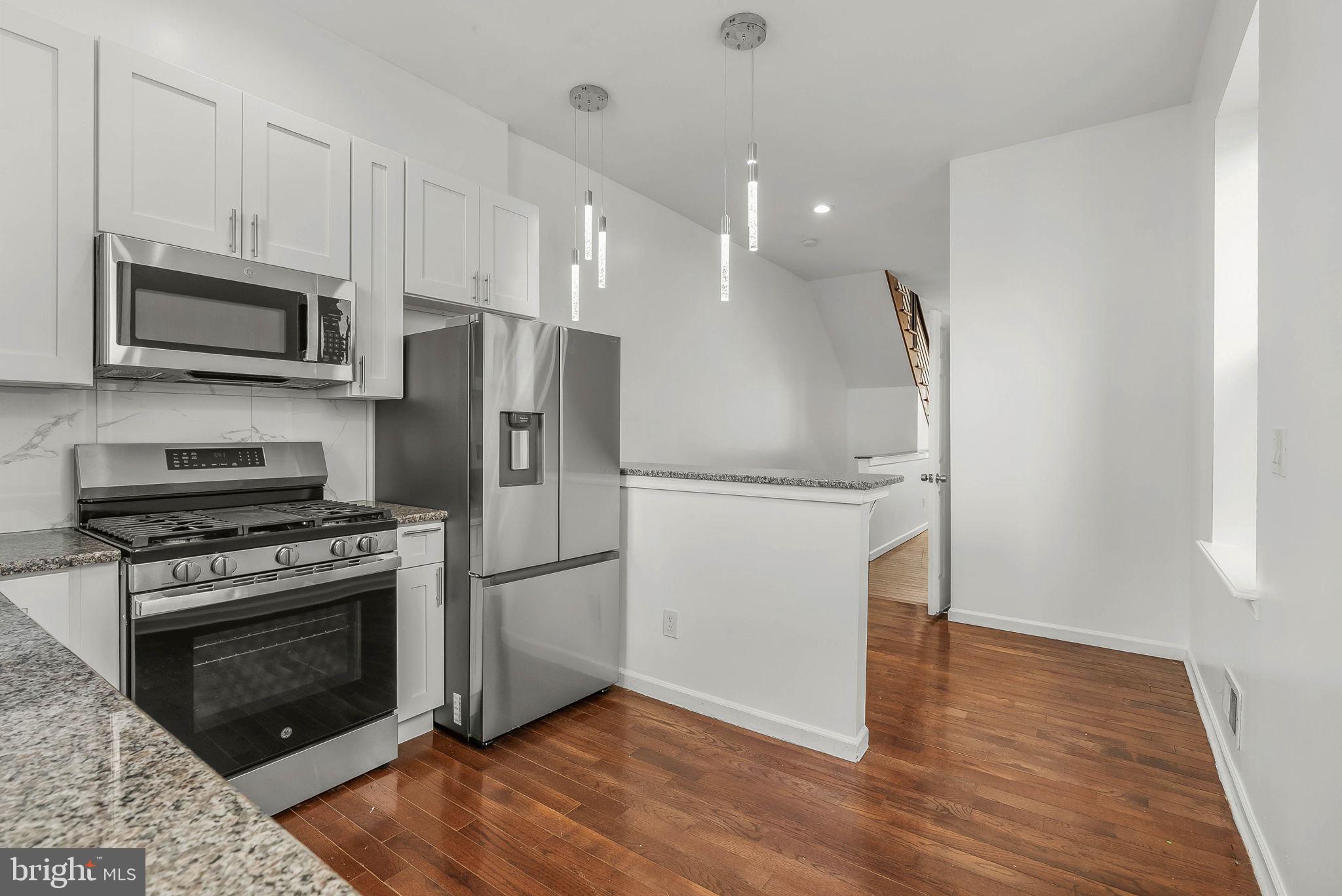 POINT BREEZE - Residential