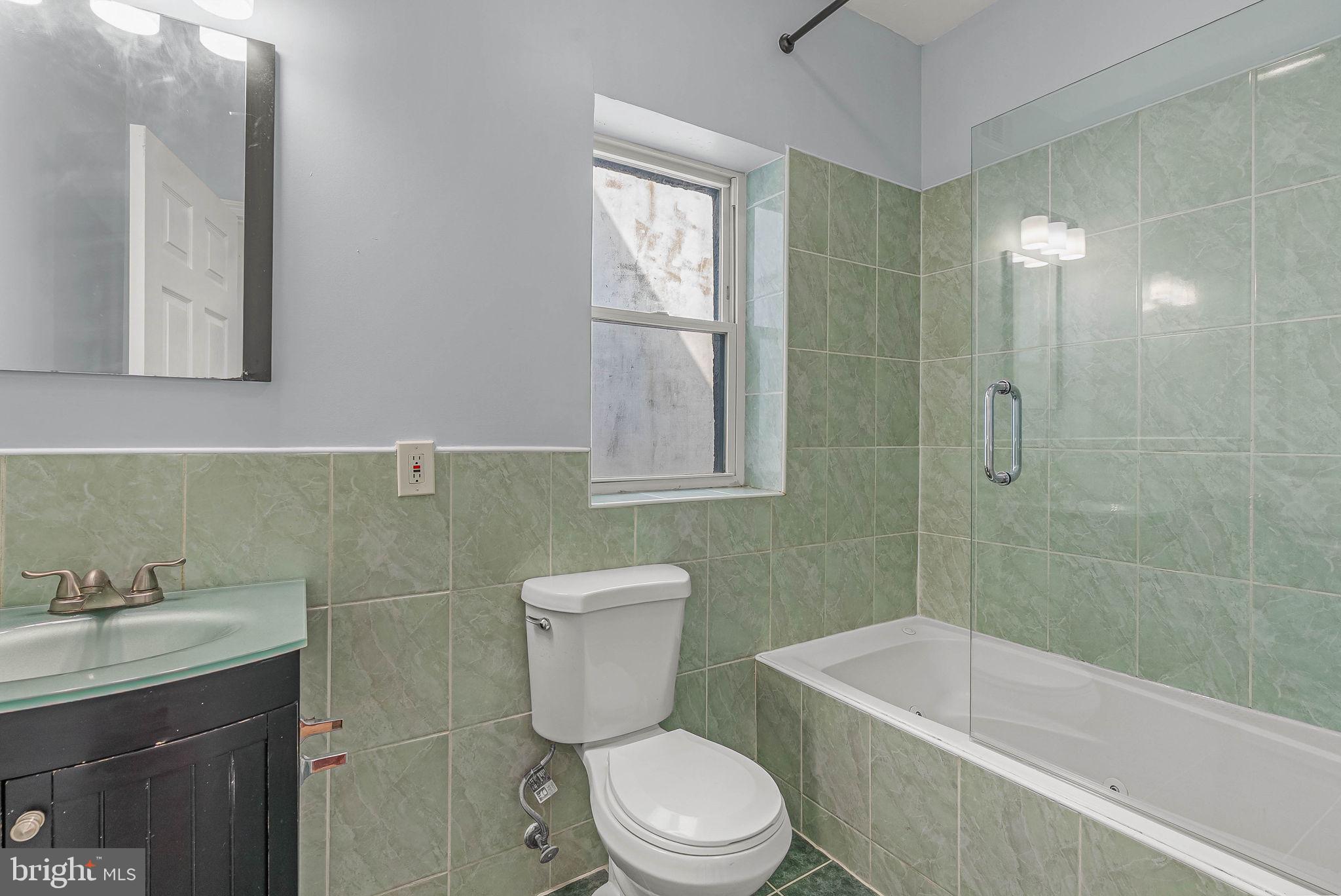 POINT BREEZE - Residential