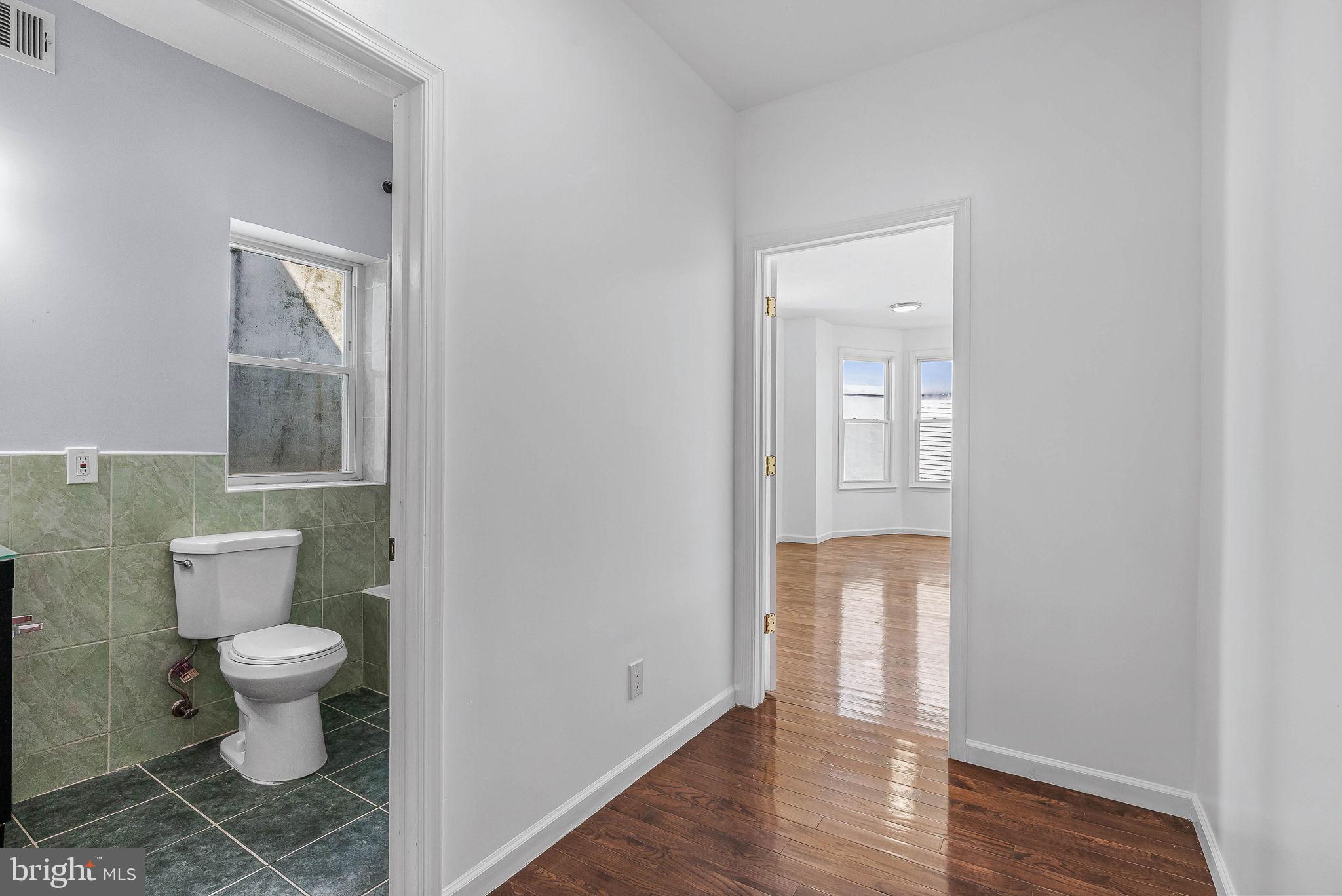 POINT BREEZE - Residential
