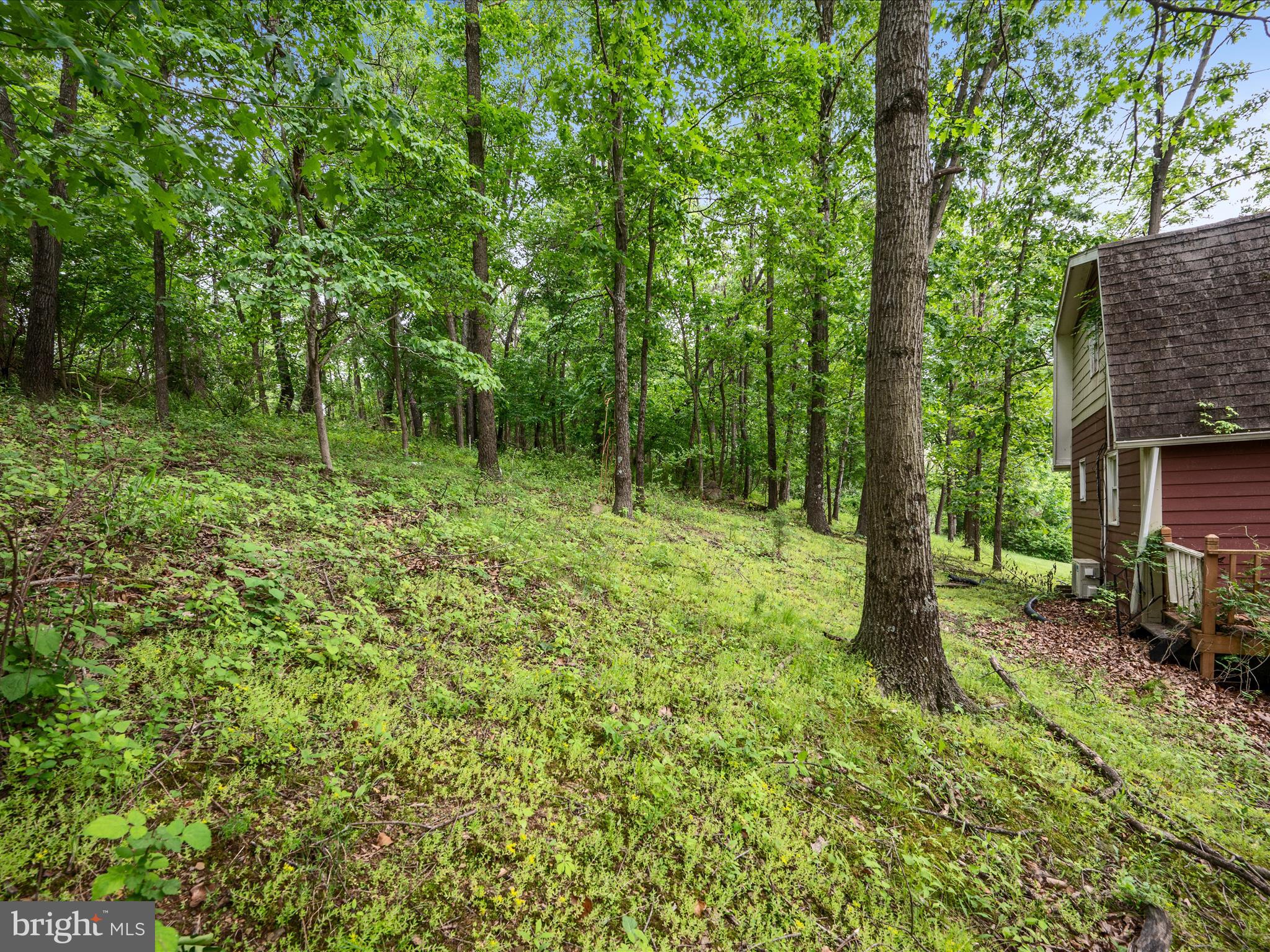 HIDDEN RIVER - Residential