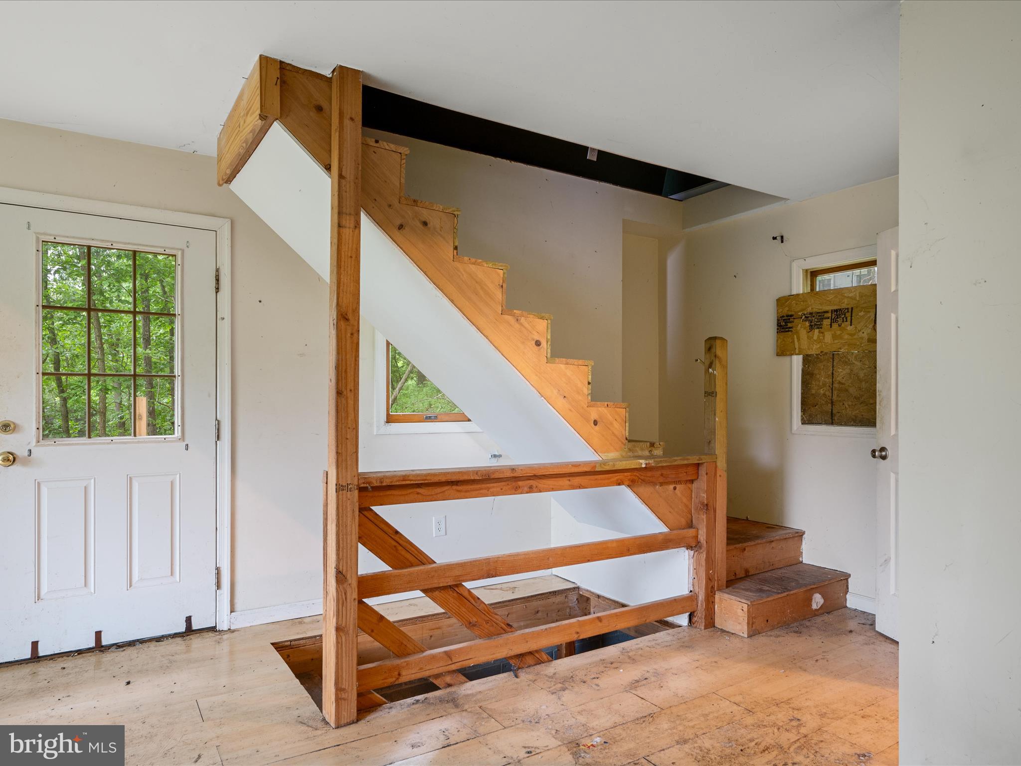 HIDDEN RIVER - Residential