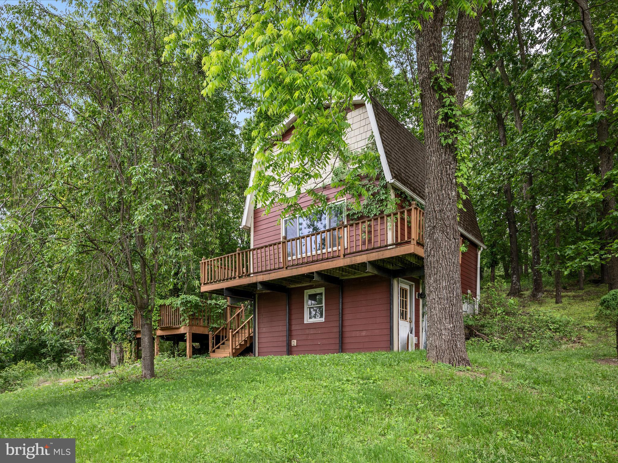 HIDDEN RIVER - Residential