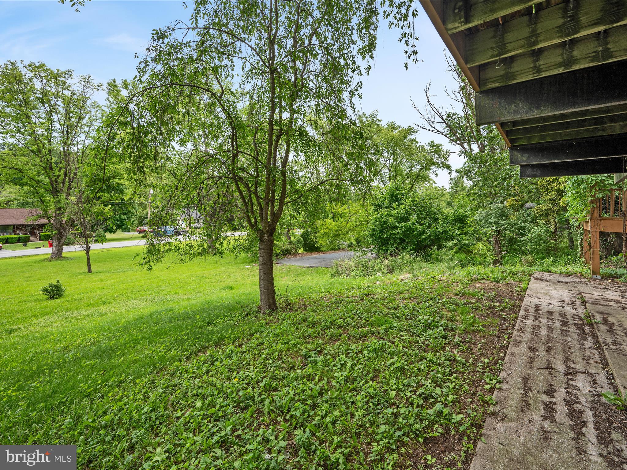 HIDDEN RIVER - Residential