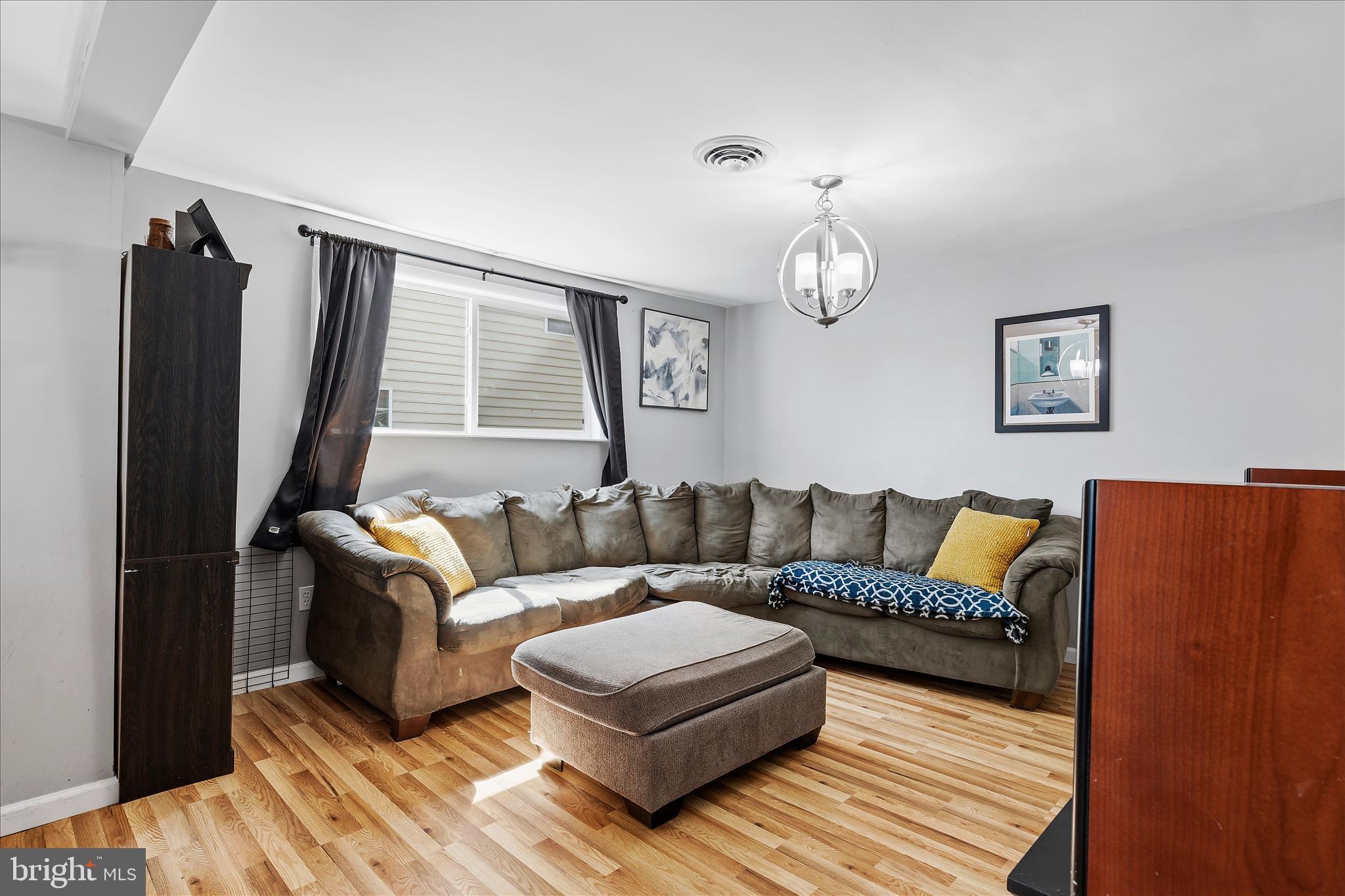 MANHATTAN BEACH - Residential