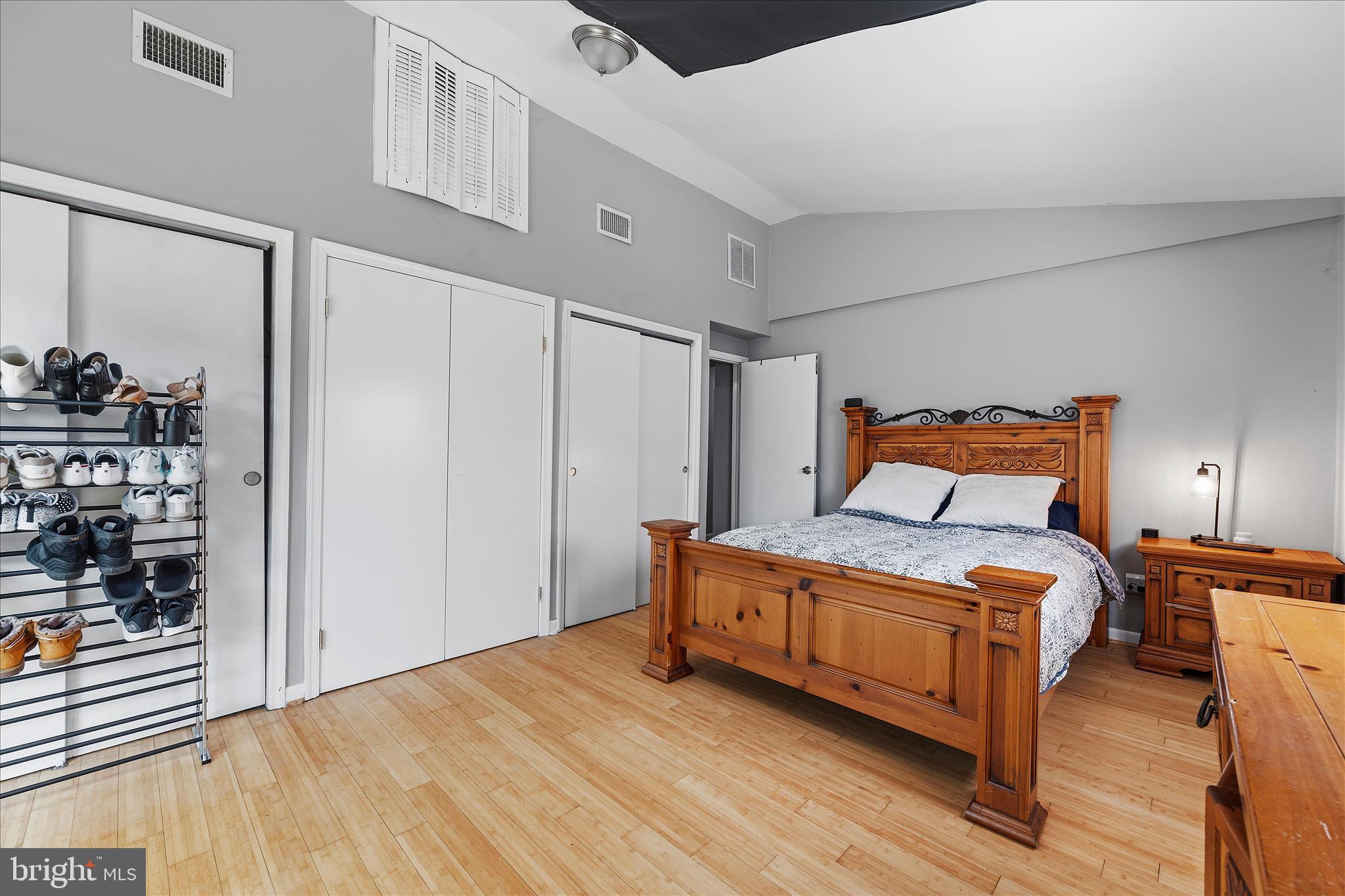 MANHATTAN BEACH - Residential