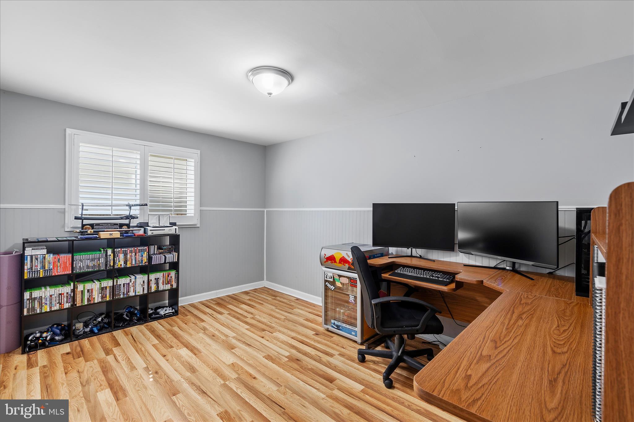 MANHATTAN BEACH - Residential