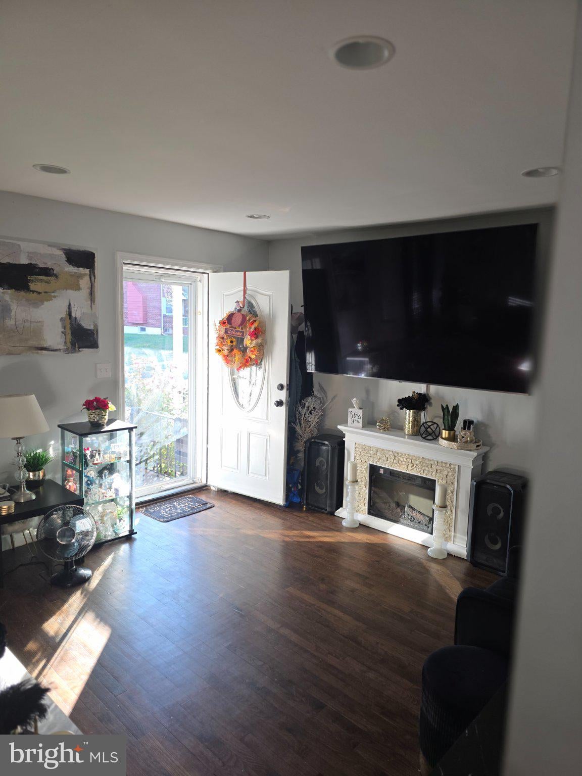 1808 SWANSEA ROAD