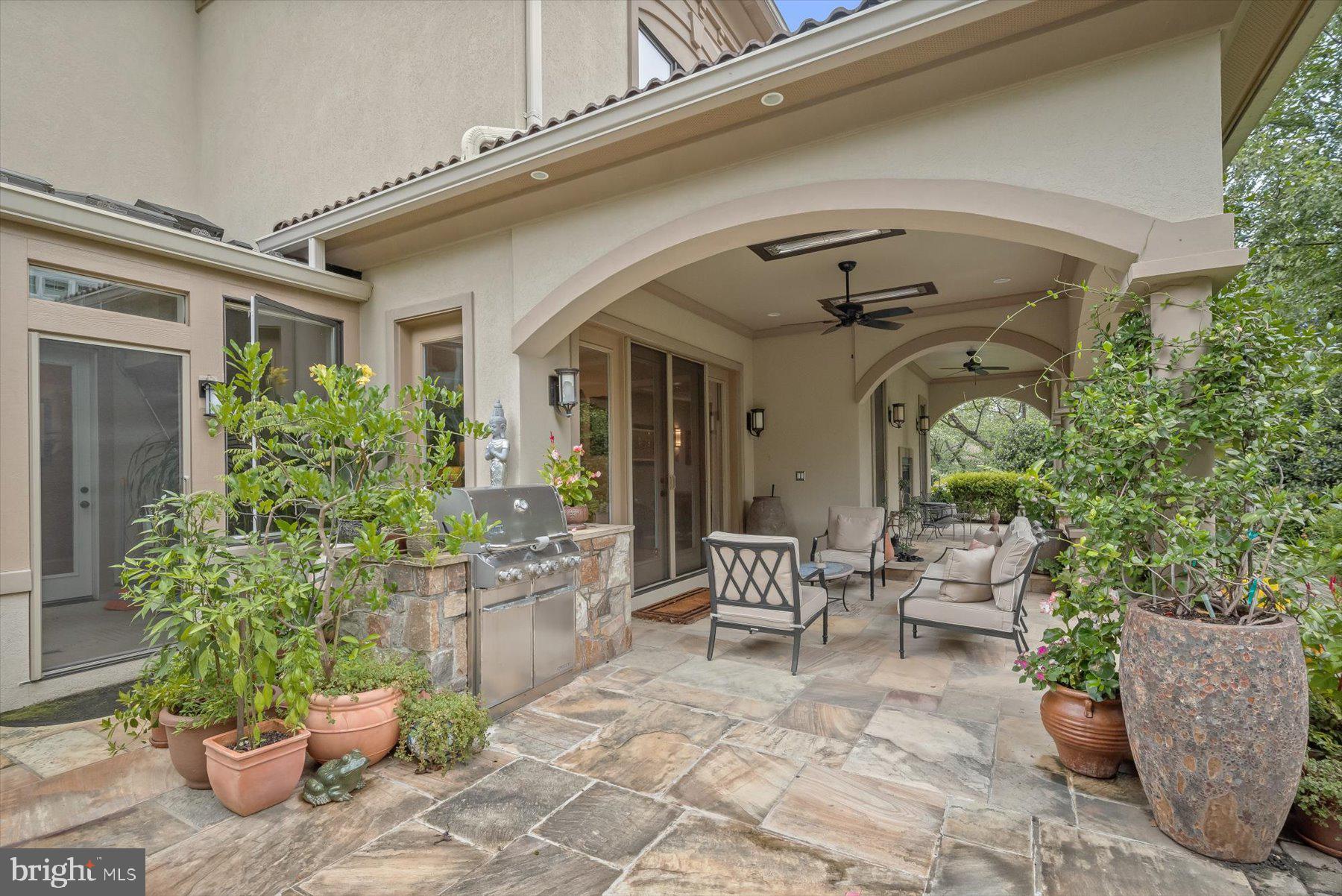 OAKWOOD KNOLLS - Residential
