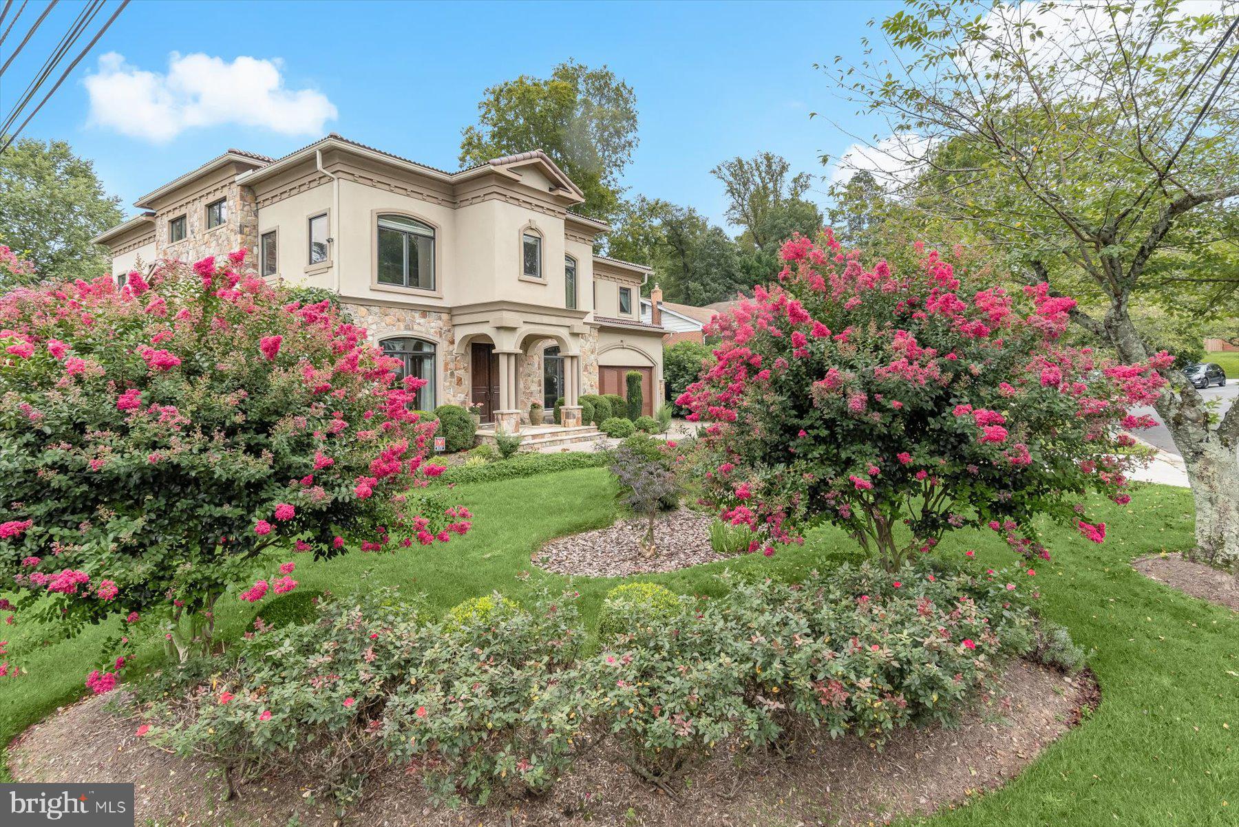 OAKWOOD KNOLLS - Residential