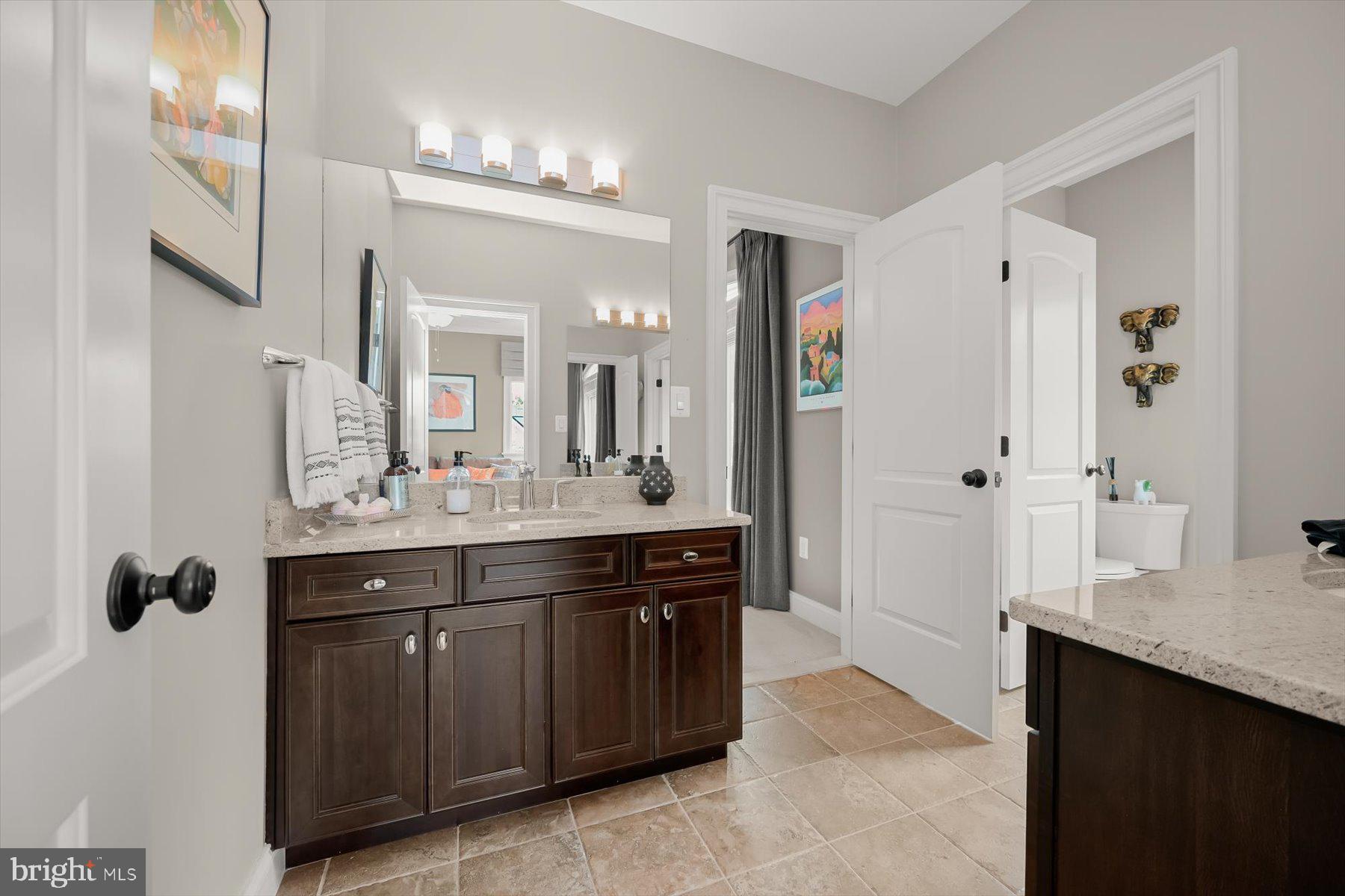 OAKWOOD KNOLLS - Residential