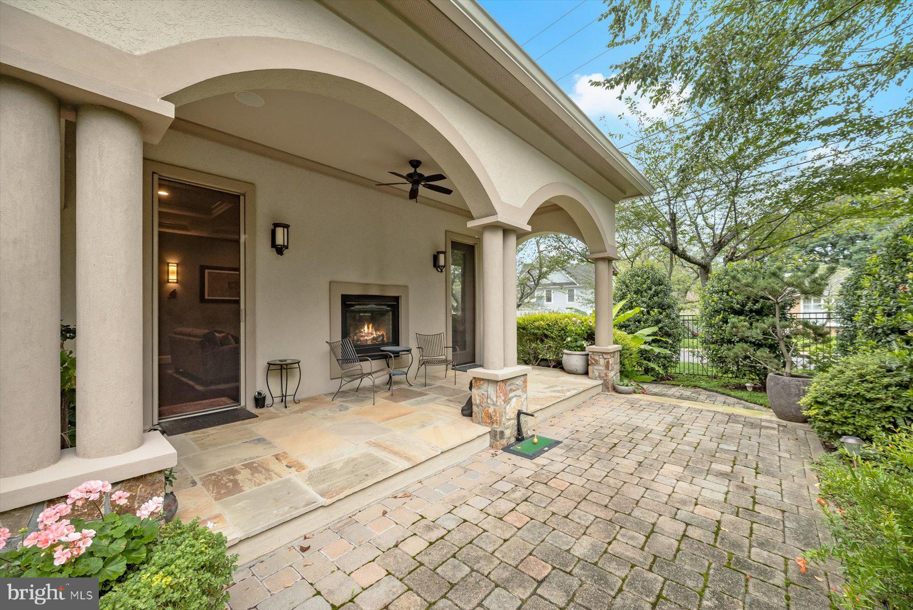 OAKWOOD KNOLLS - Residential