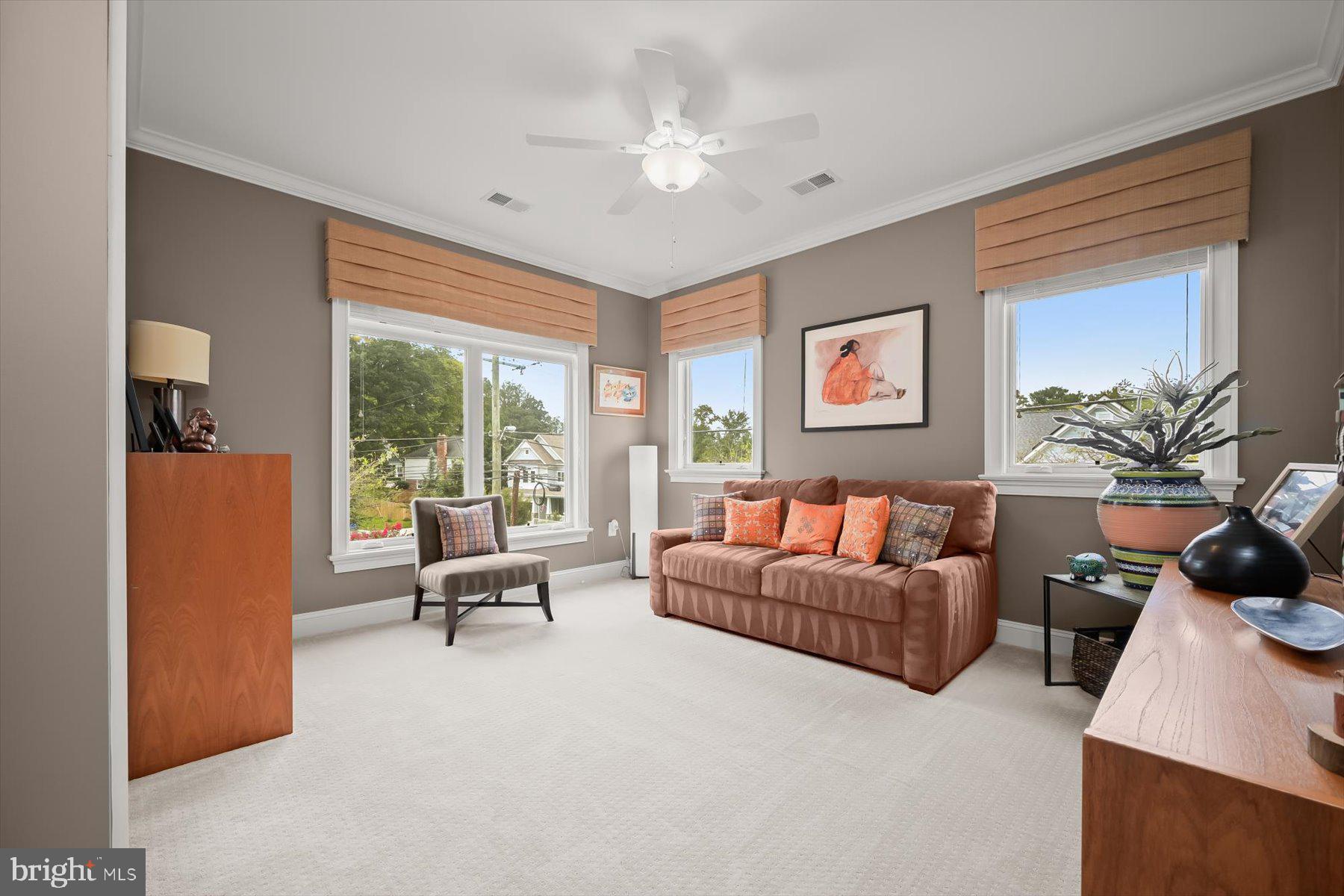 OAKWOOD KNOLLS - Residential