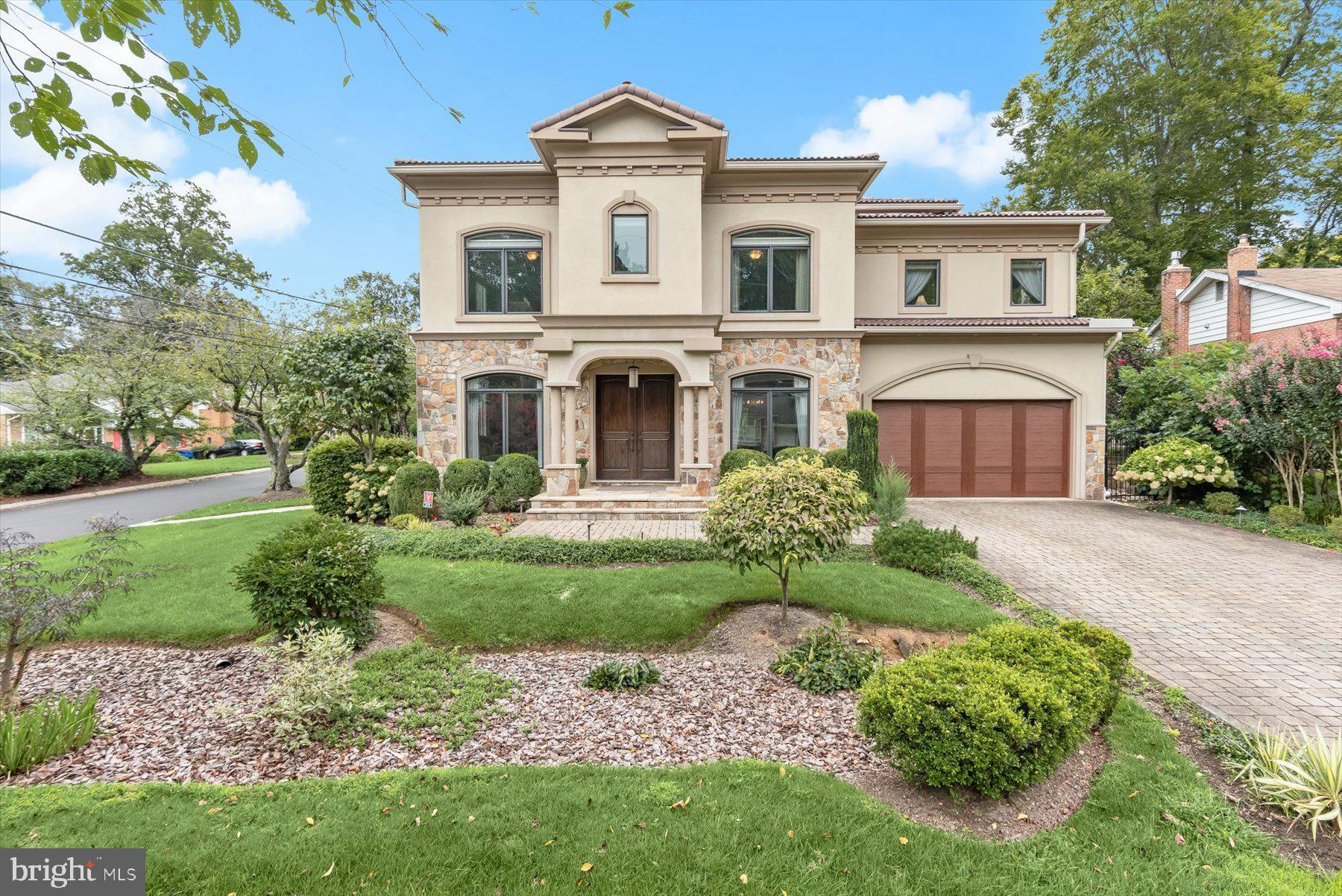 OAKWOOD KNOLLS - Residential