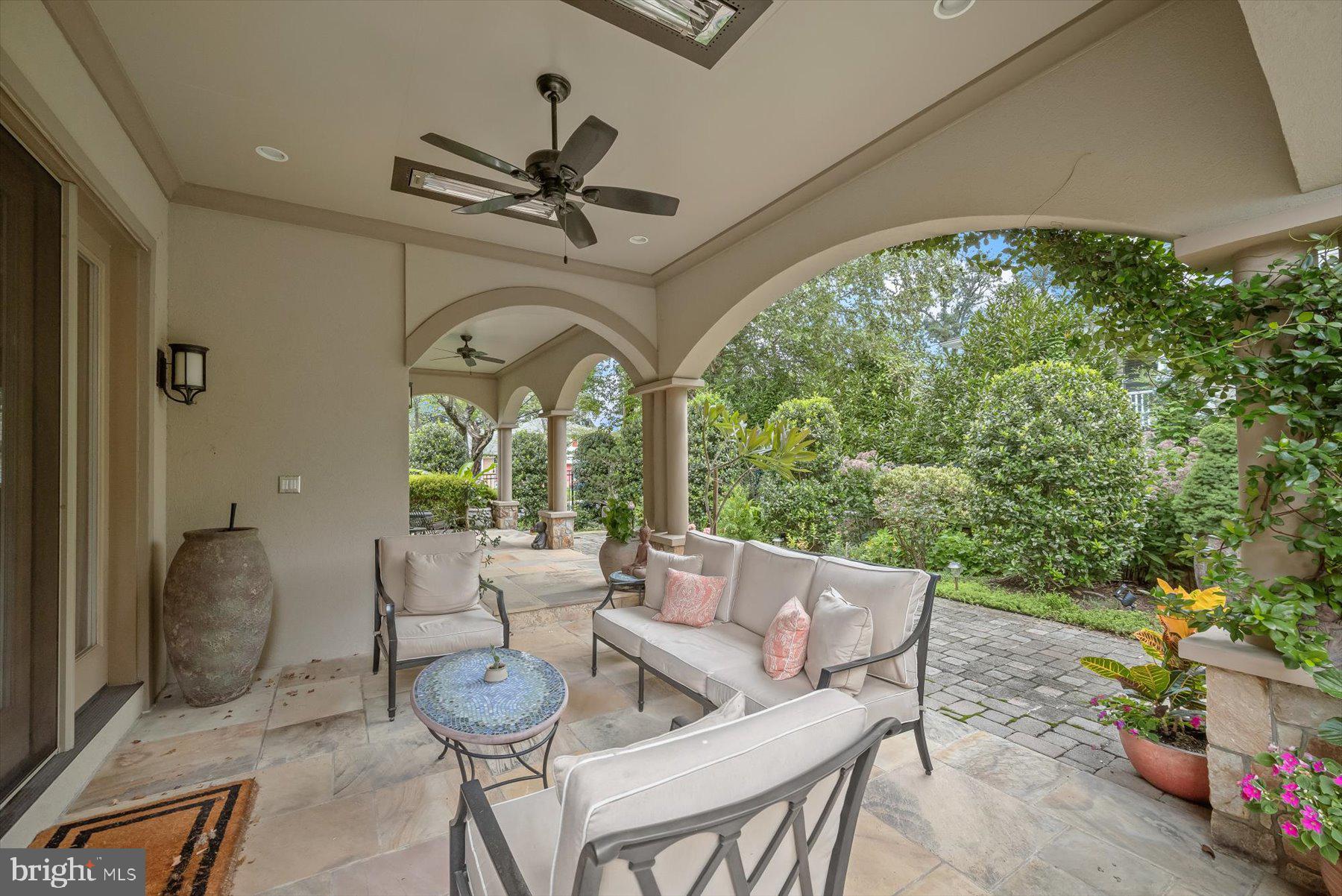 OAKWOOD KNOLLS - Residential