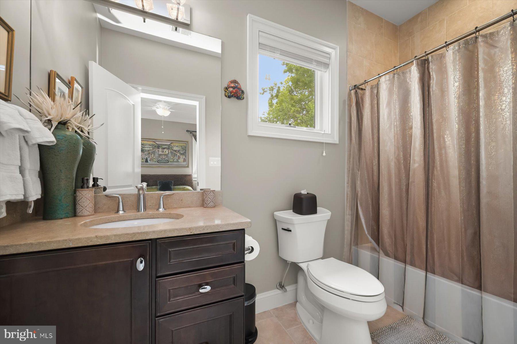 OAKWOOD KNOLLS - Residential
