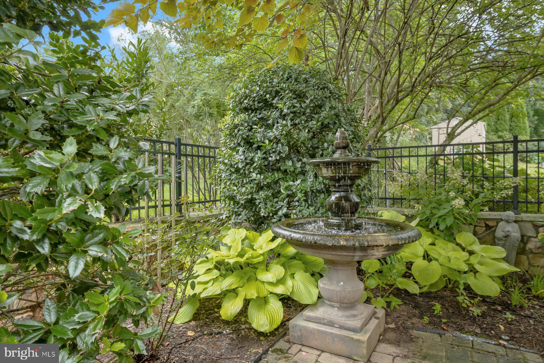 OAKWOOD KNOLLS - Residential