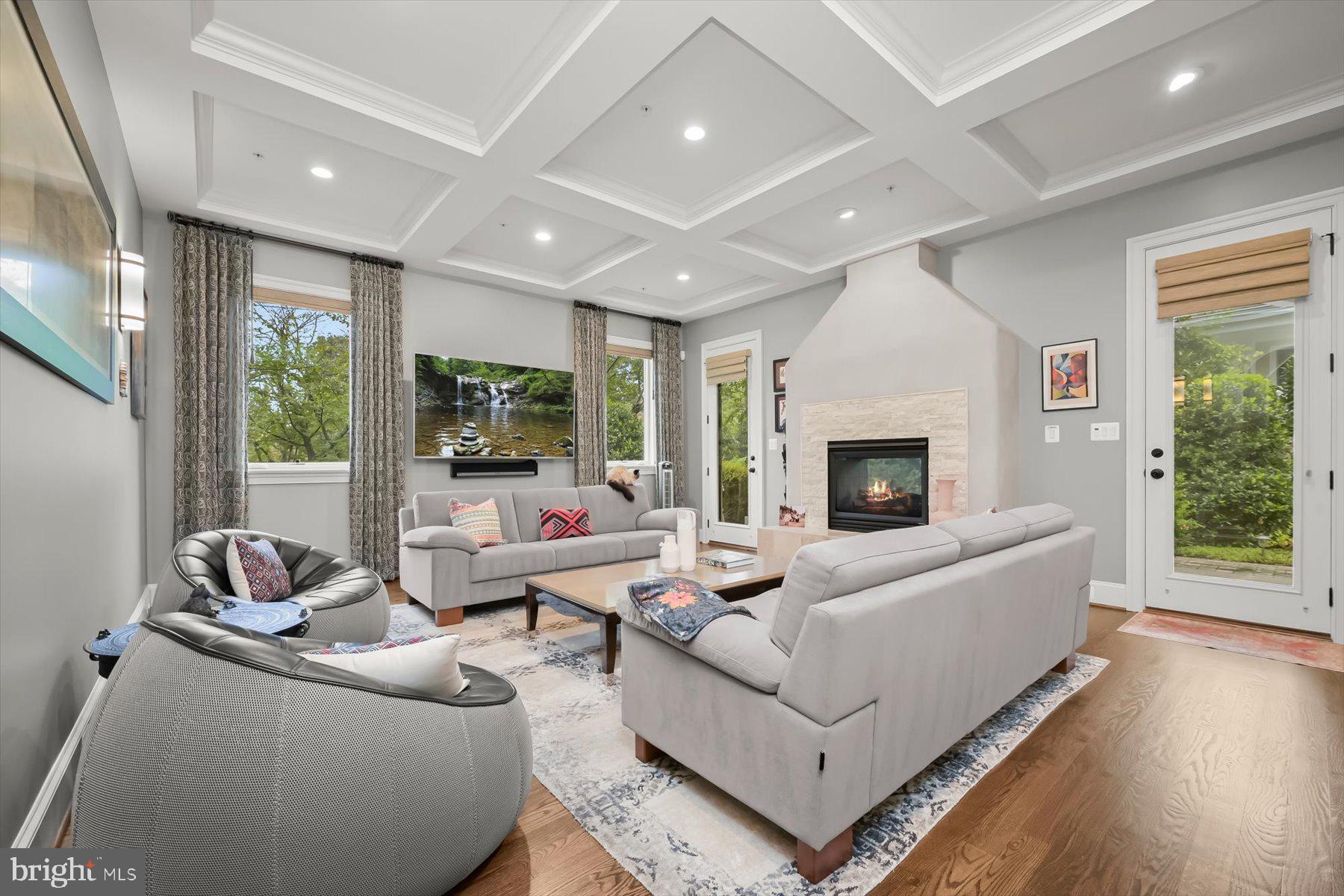 OAKWOOD KNOLLS - Residential